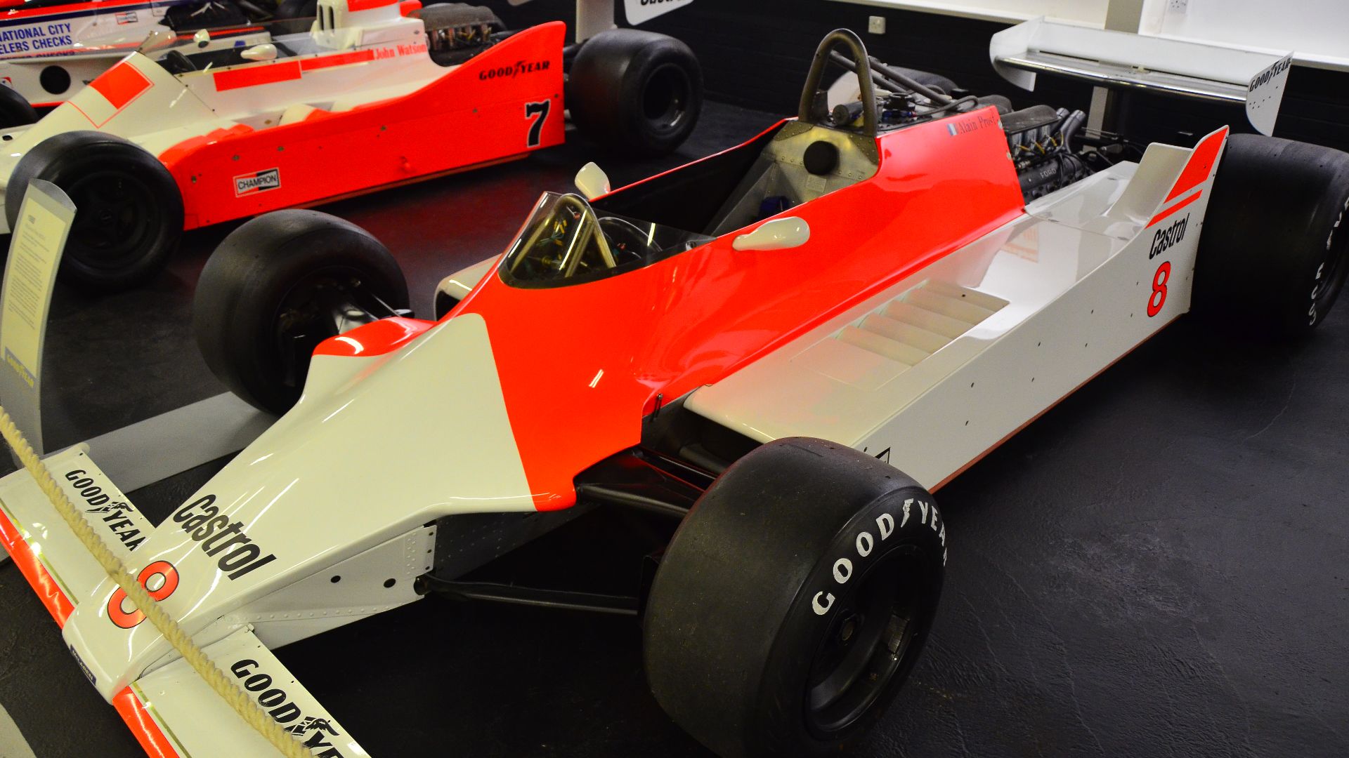 File:The 1980 McLaren-Ford M29-5 Formula 1 racing car, driven by Alain Prost (14662385401).jpg