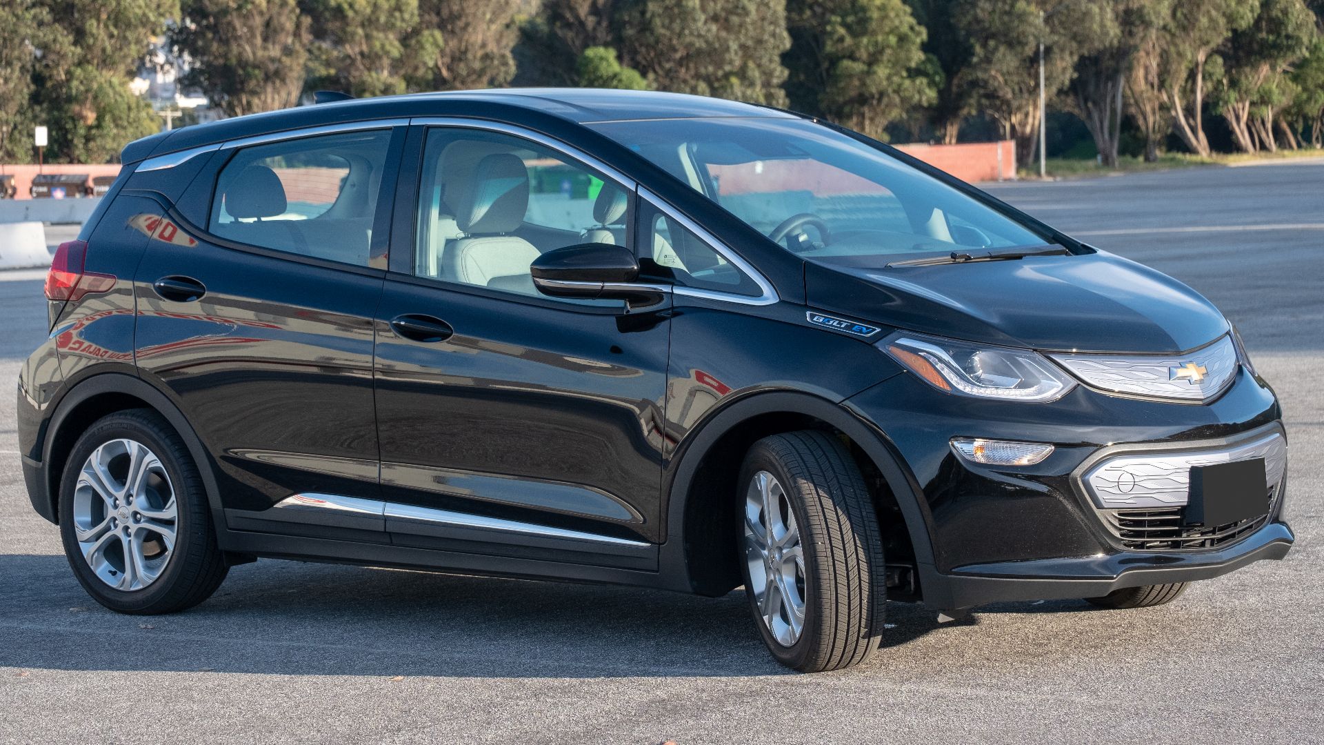 File:2019 Chevrolet Bolt EV - April 2019 (2782).jpg