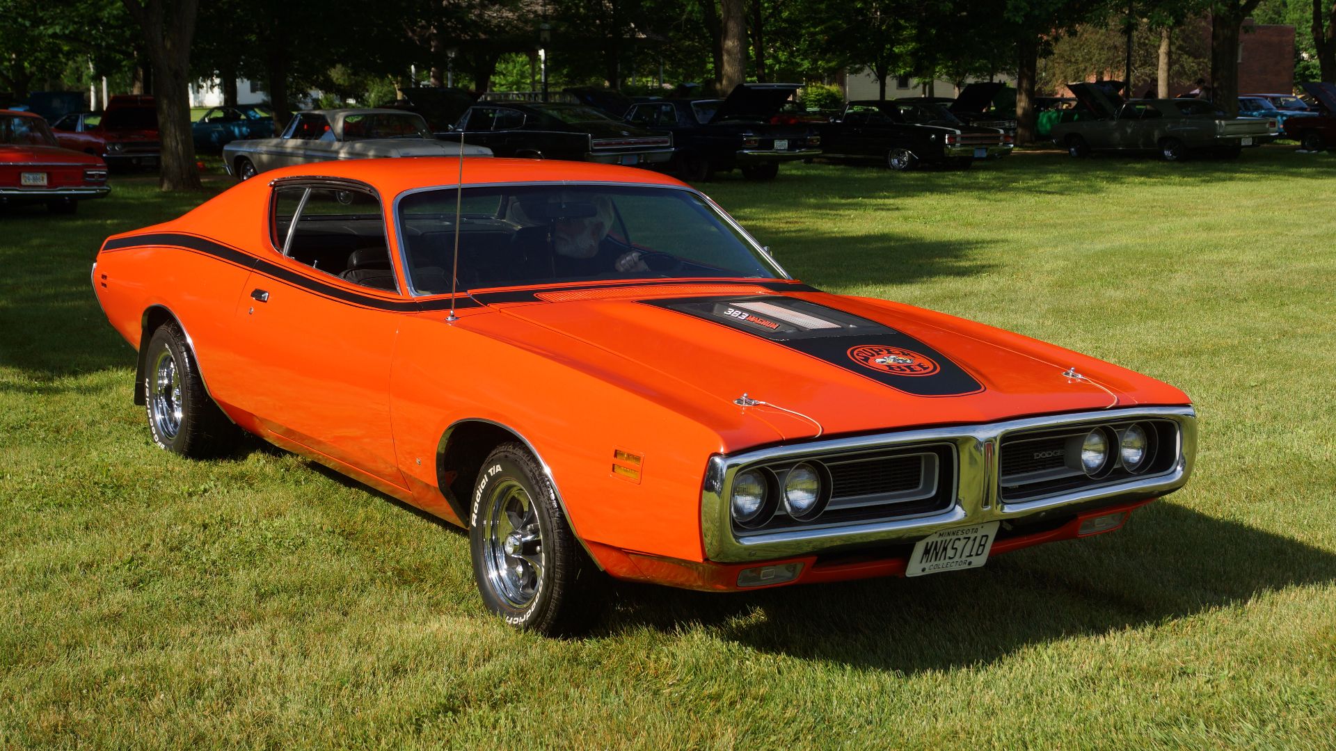 File:1971 Dodge Charger Super Bee (26888477284).jpg