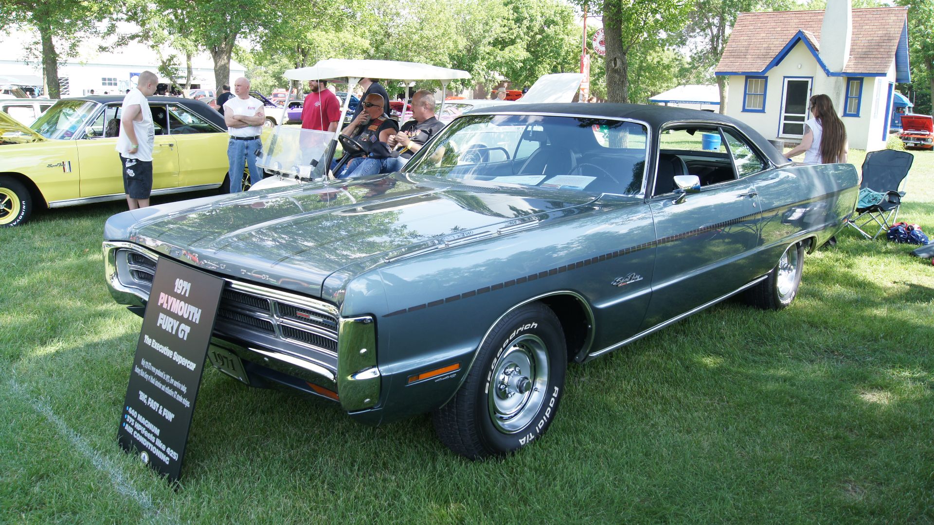 File:1971 Plymouth Sport Fury GT (7154751857).jpg