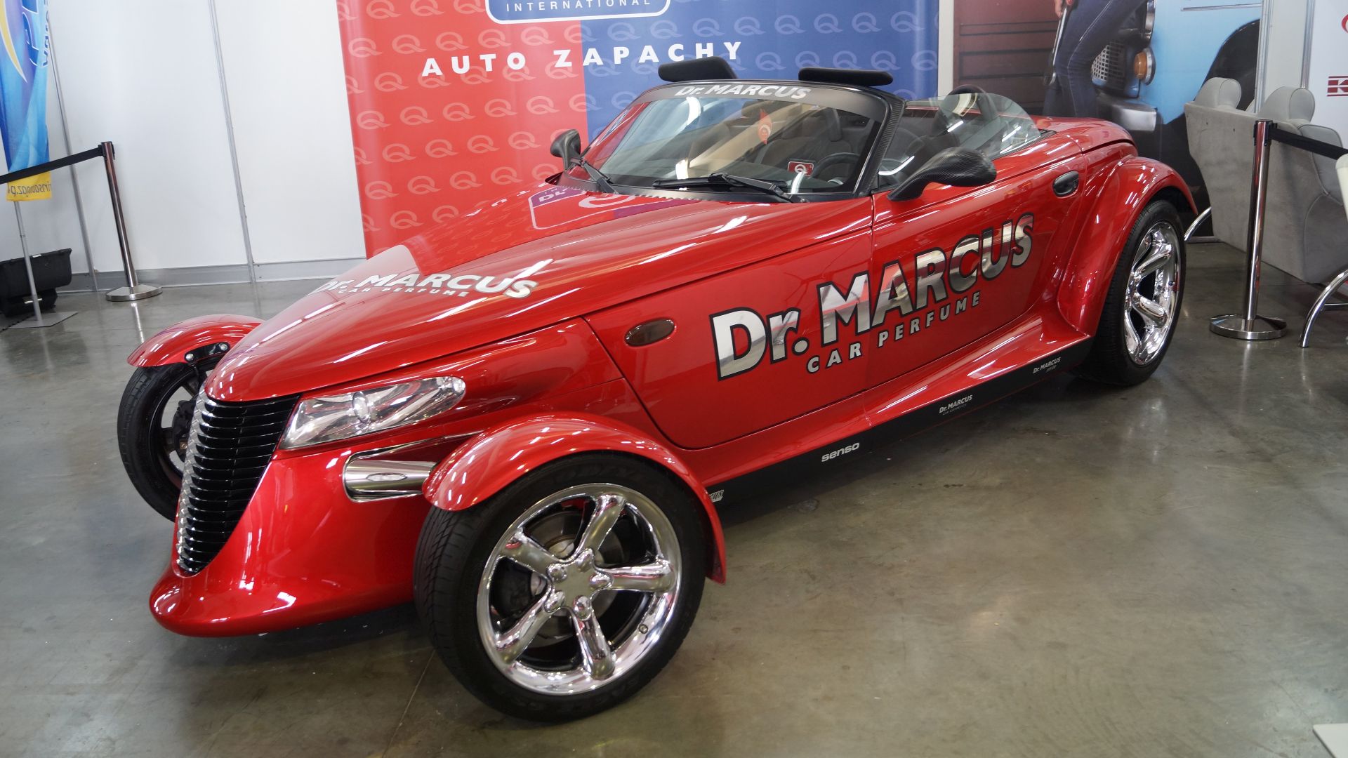 File:Plymouth Prowler - przód (MSP16).jpg