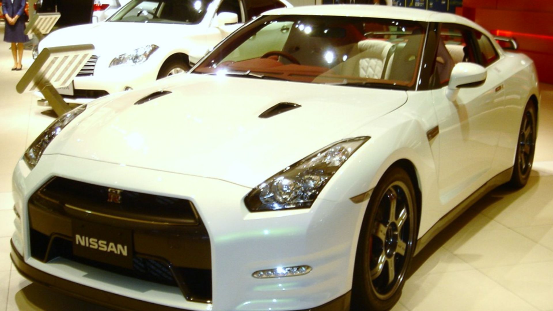 File:NISSAN GT-R R35 2011.JPG
