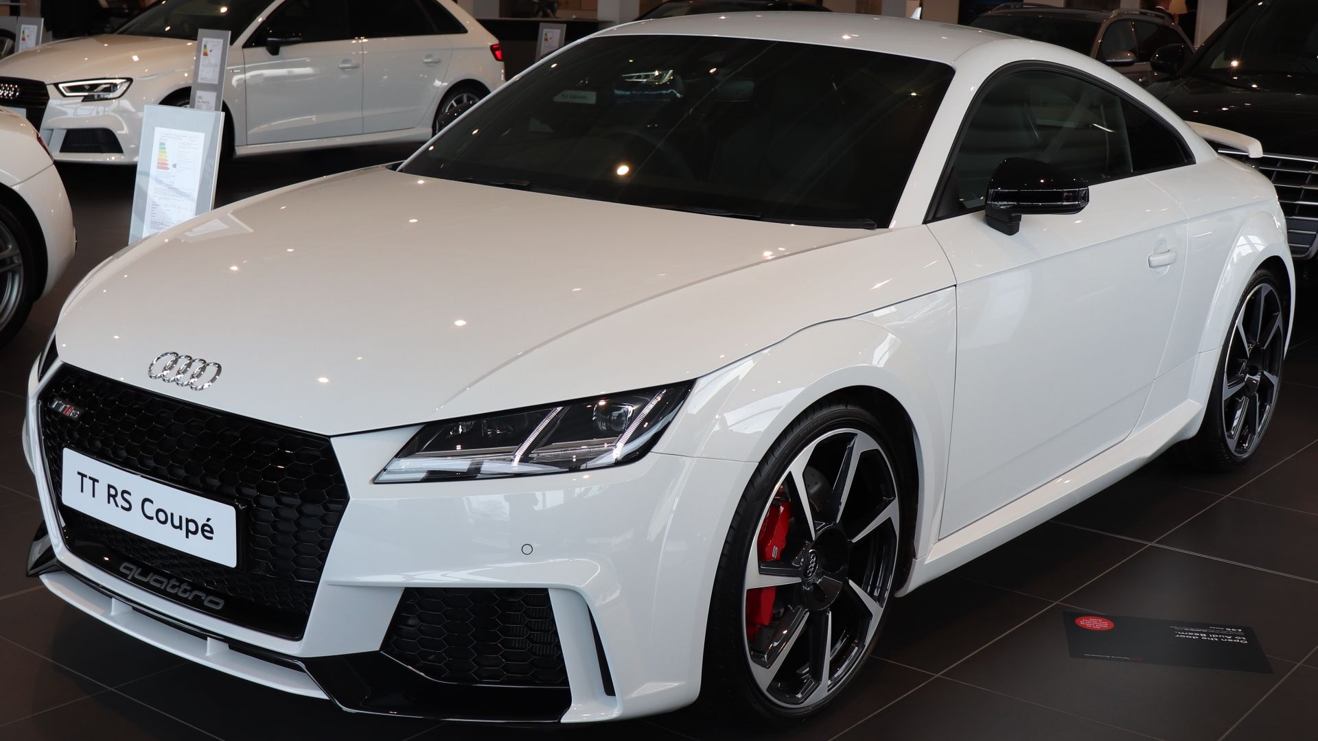 File:2018 Audi TT RS Coupe.jpg