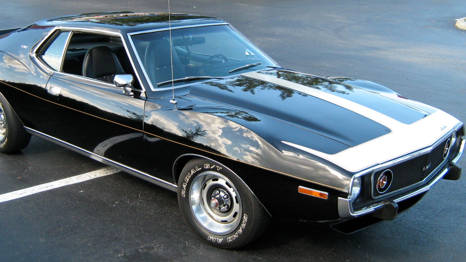 File:1974 AMC Javelin AMX black front.JPG