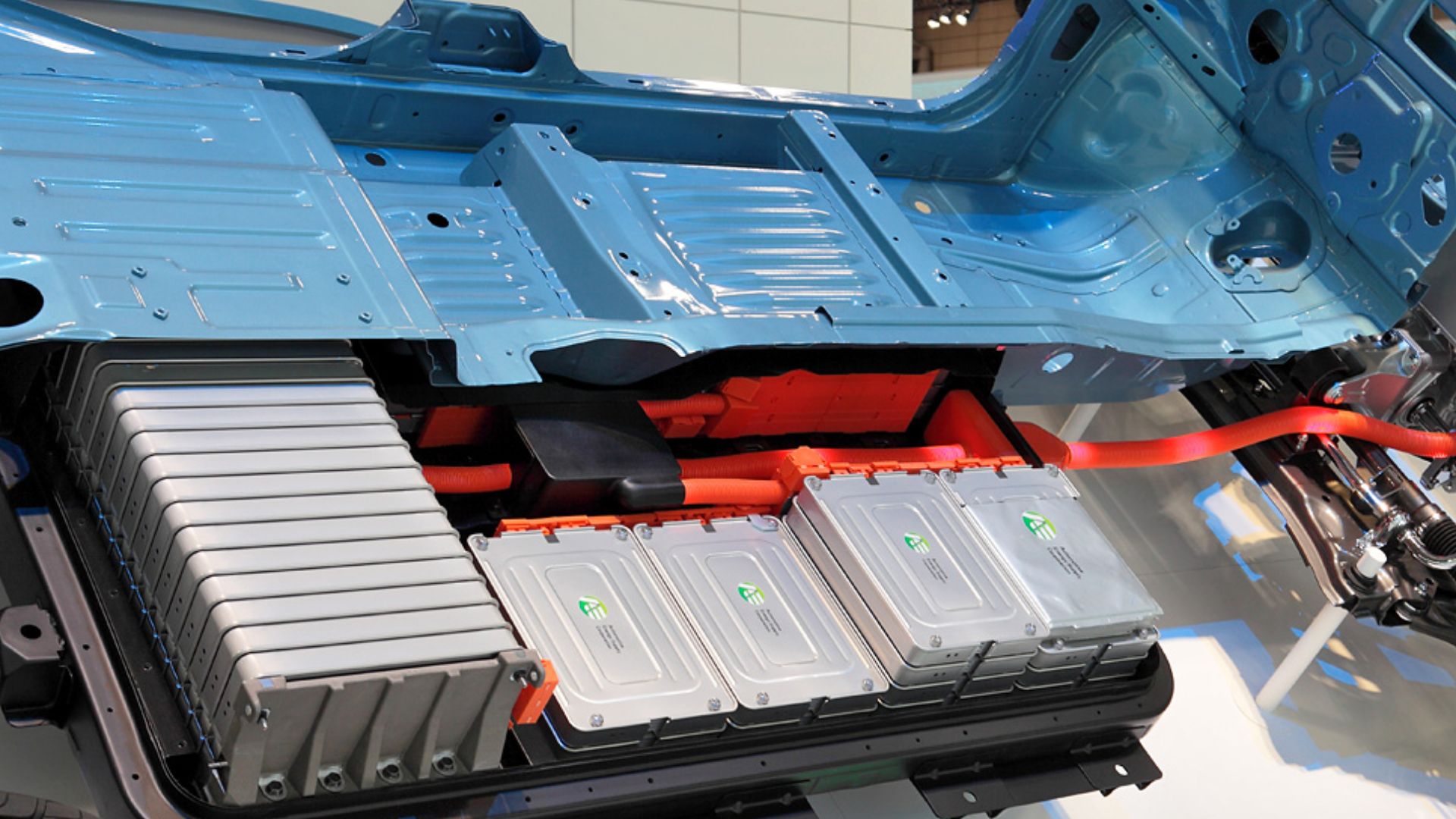 File:Nissan Leaf 012.JPG