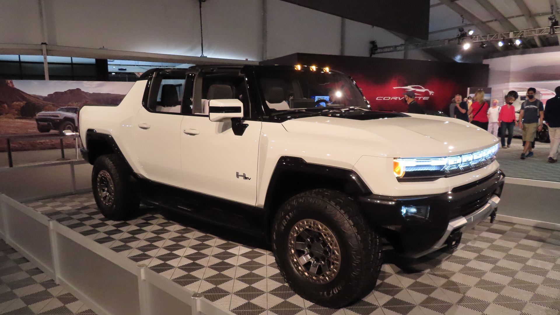File:GMC Hummer EV.jpg