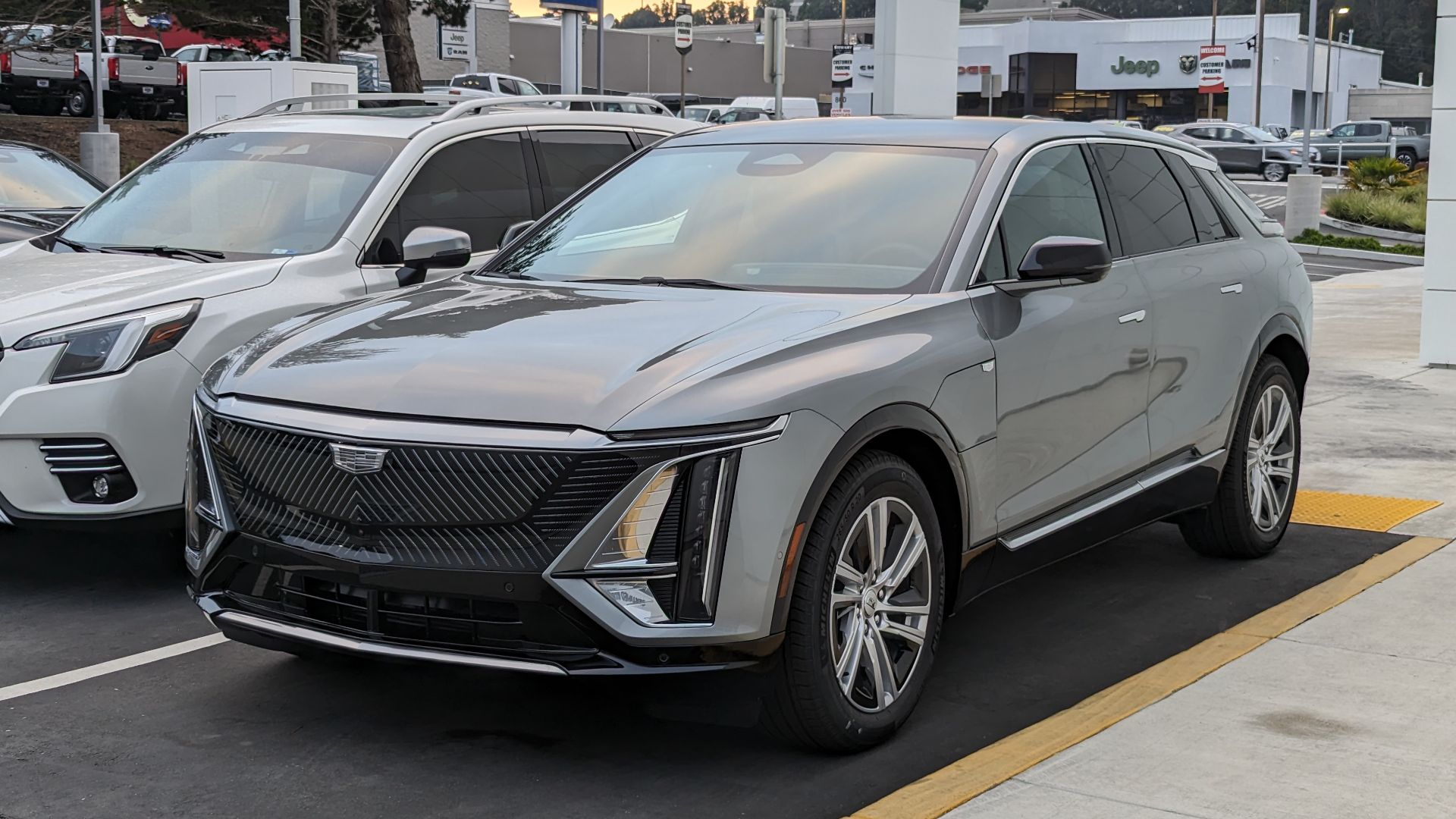 File:Cadillac Lyriq, South San Francisco, California 5.jpg