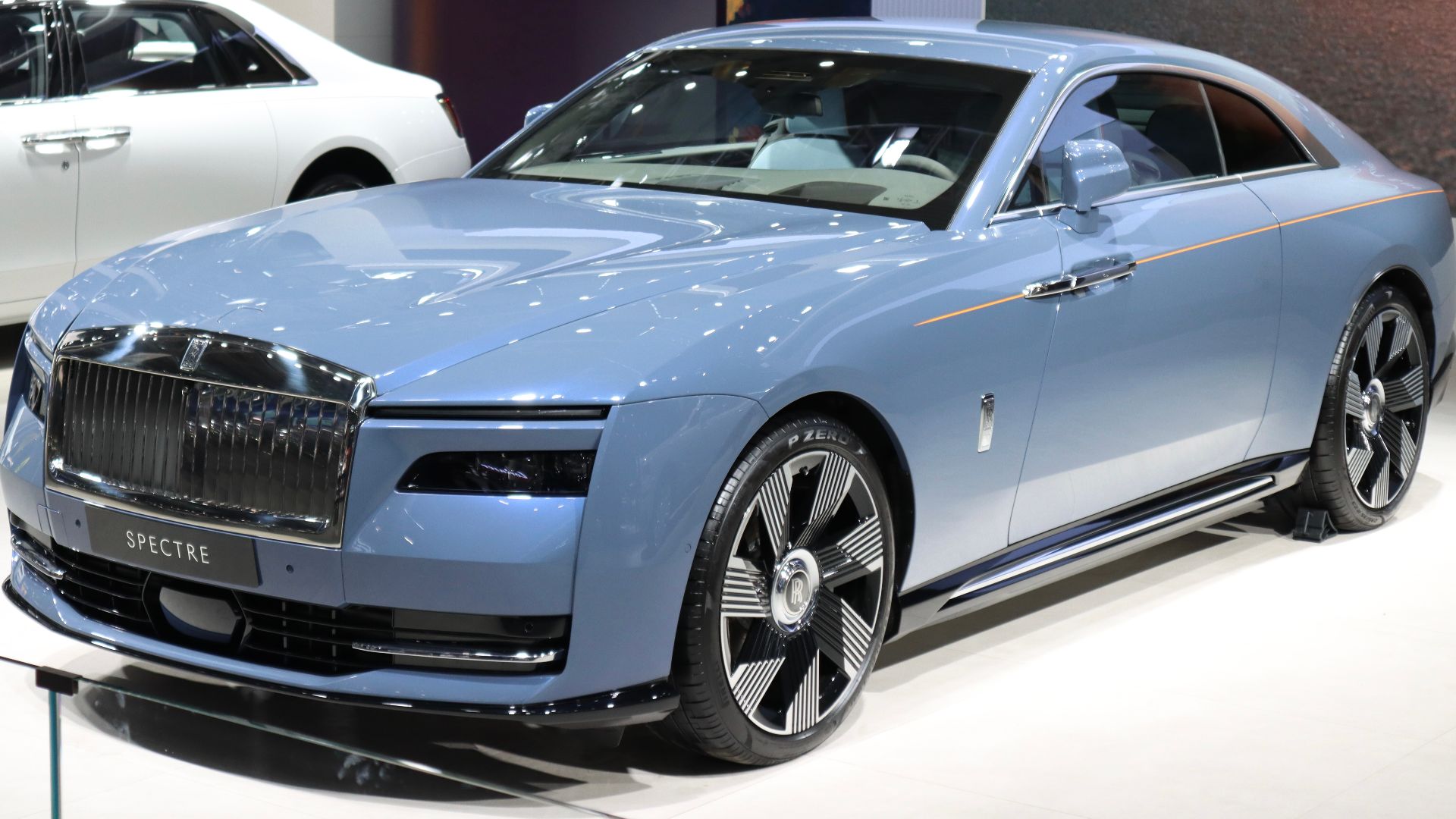 File:2023 Rolls-Royce Spectre.jpg