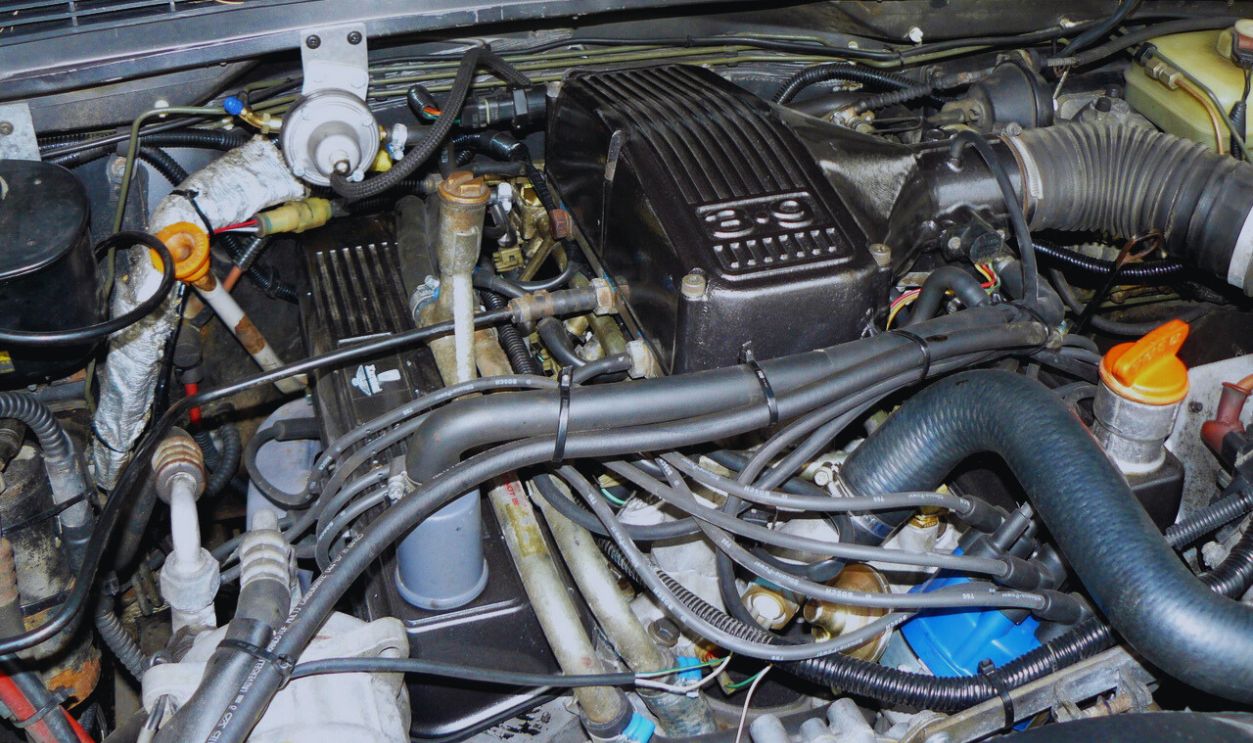 3.9-liter DOHC V8