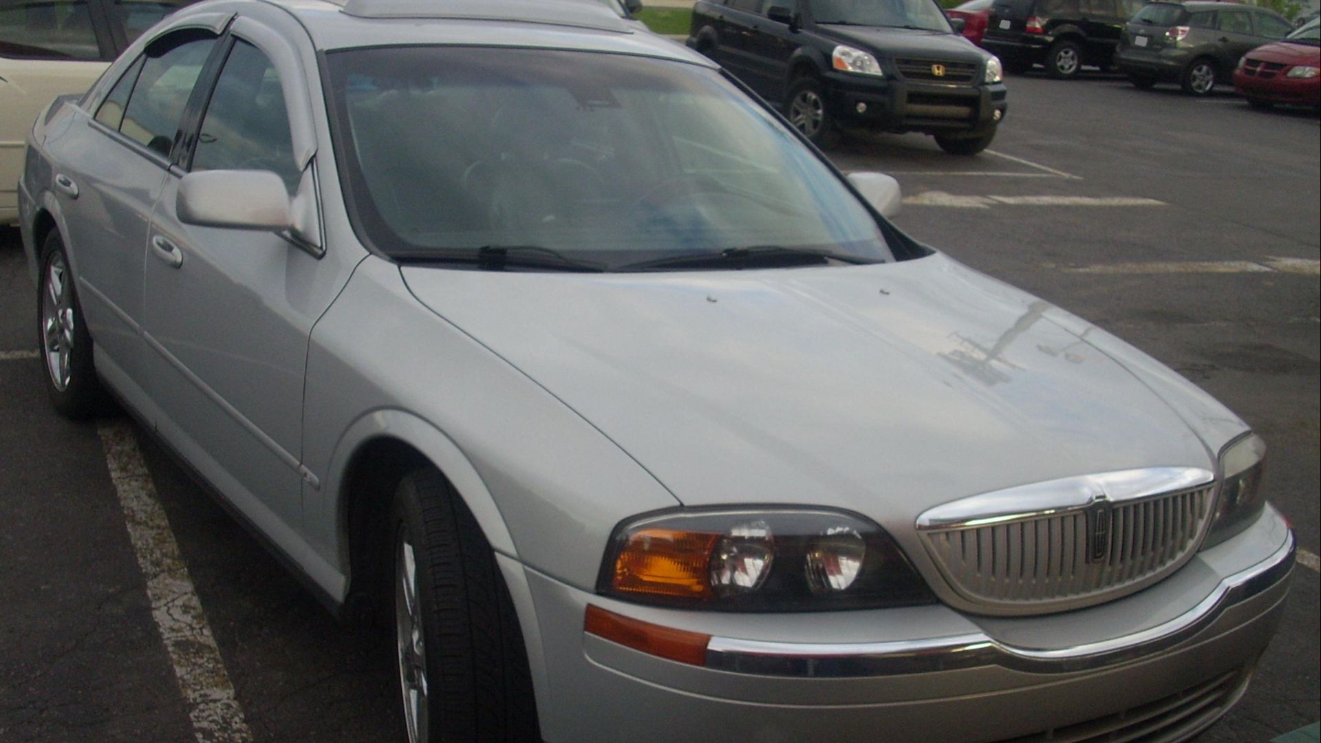 File:'03-'05 Lincoln LS (Orange Julep).JPG