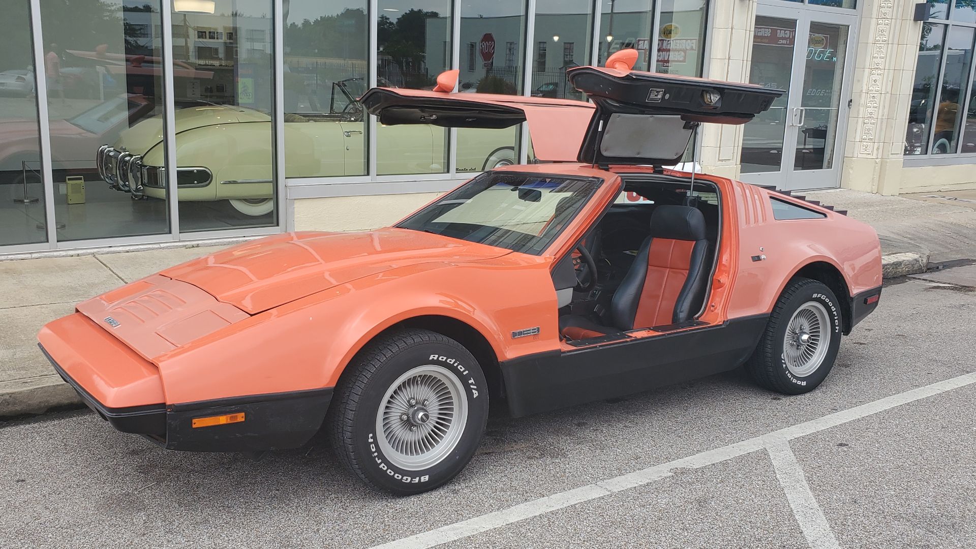 File:Bricklin SV-1 outside Edge Motor Museum.jpg