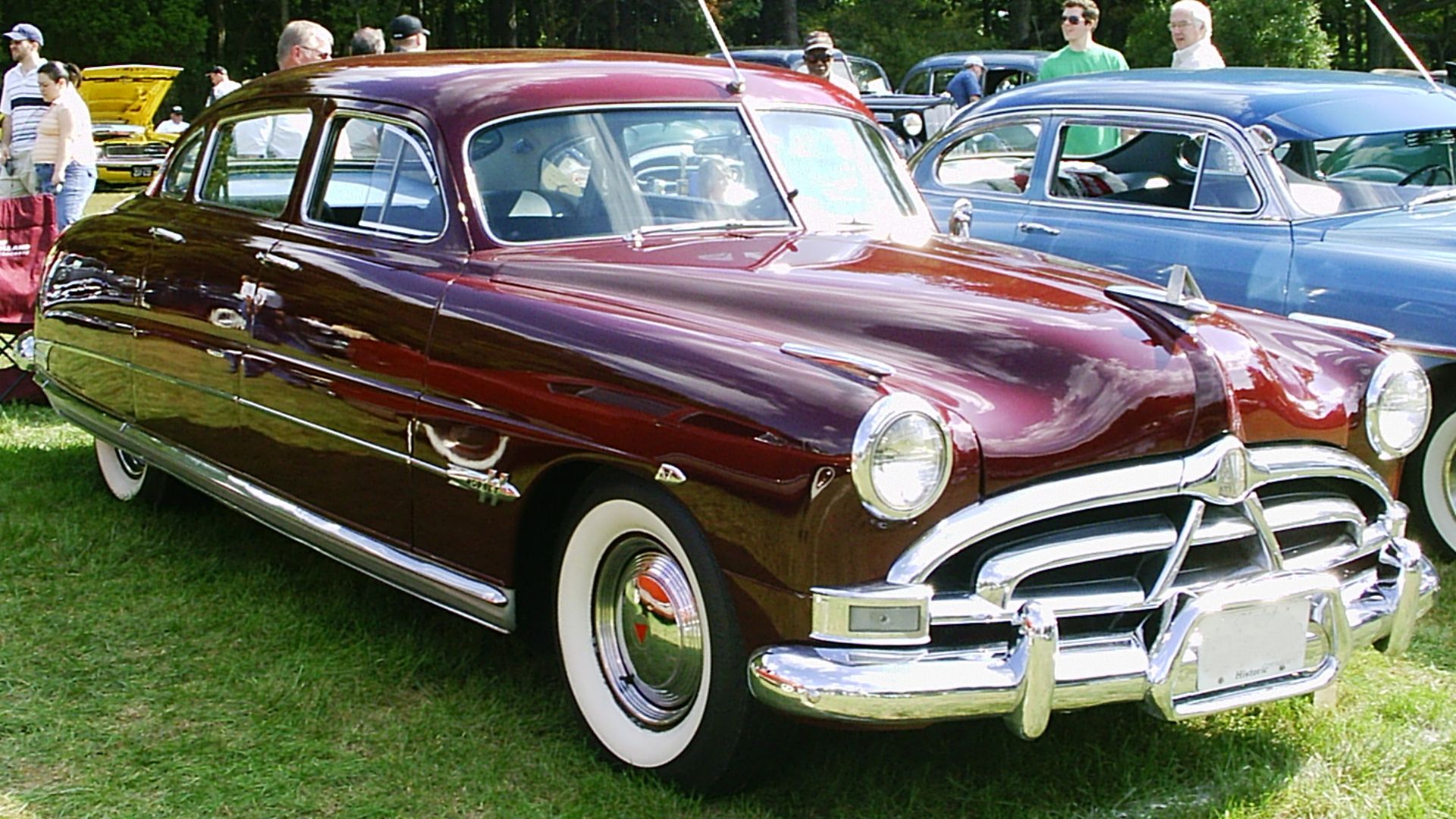 File:Hudson Hornet 4-door burgundy.JPG