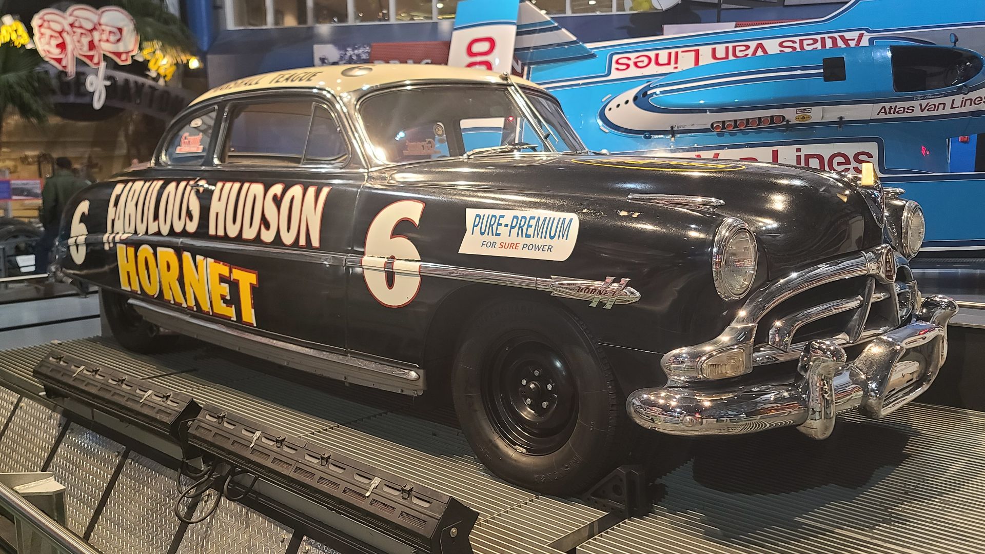 File:Fabulous Hudson Hornet at Daytona International Speedway Museum.jpg
