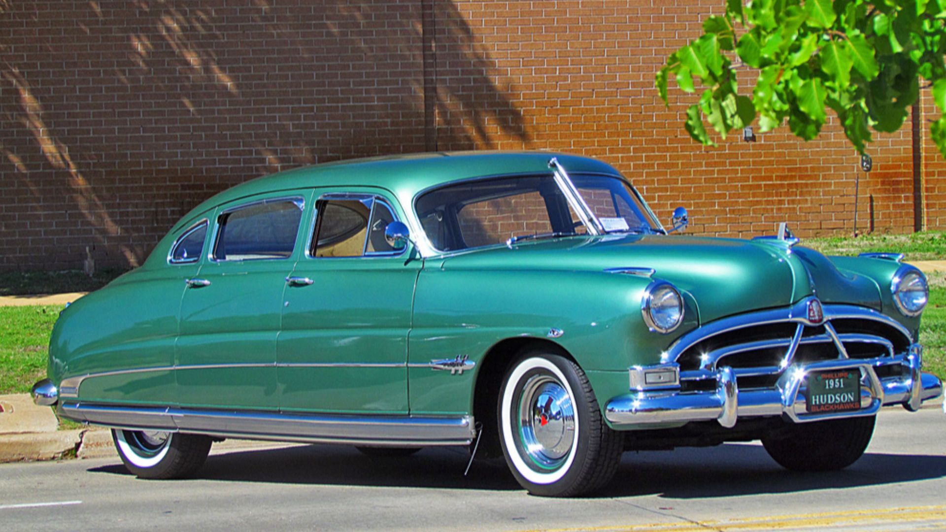 File:Duncan, OK Car Show, 1951 Hudson Hornet (7518042502).jpg