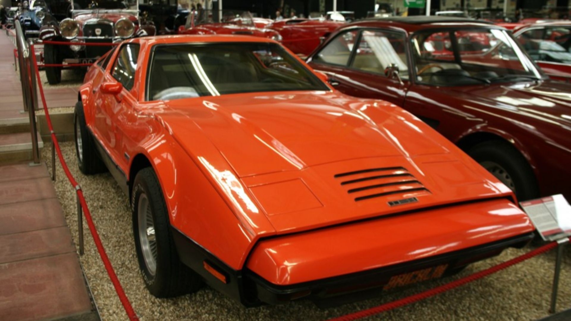 File:1975 Bricklin SV1 Gullwing Sports Car - Haynes International Motor Museum - Sparkford, Yeovil, Somerset (9646470227).jpg