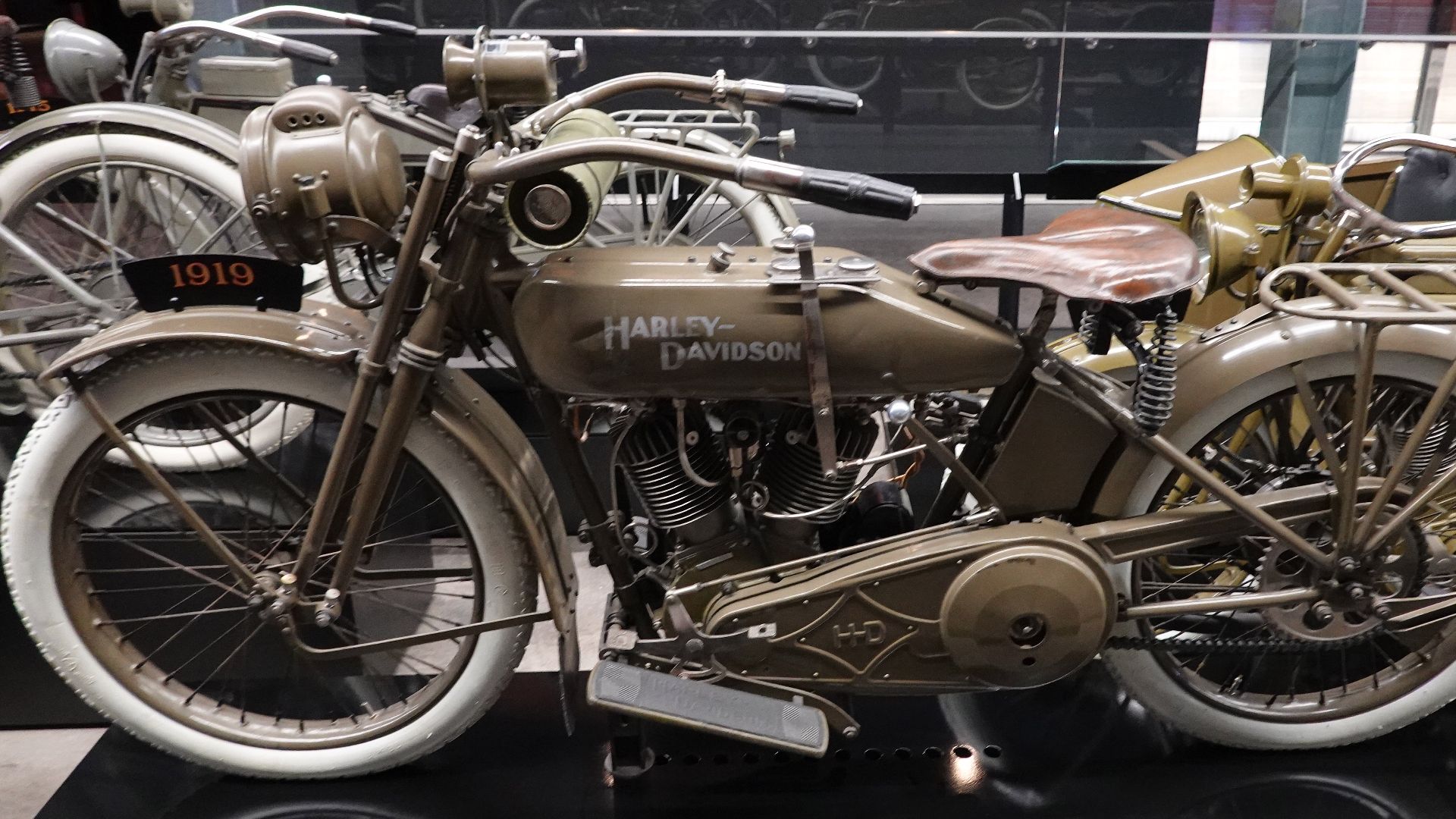 File:1919 Harley-Davidson FUS ARMY.jpg