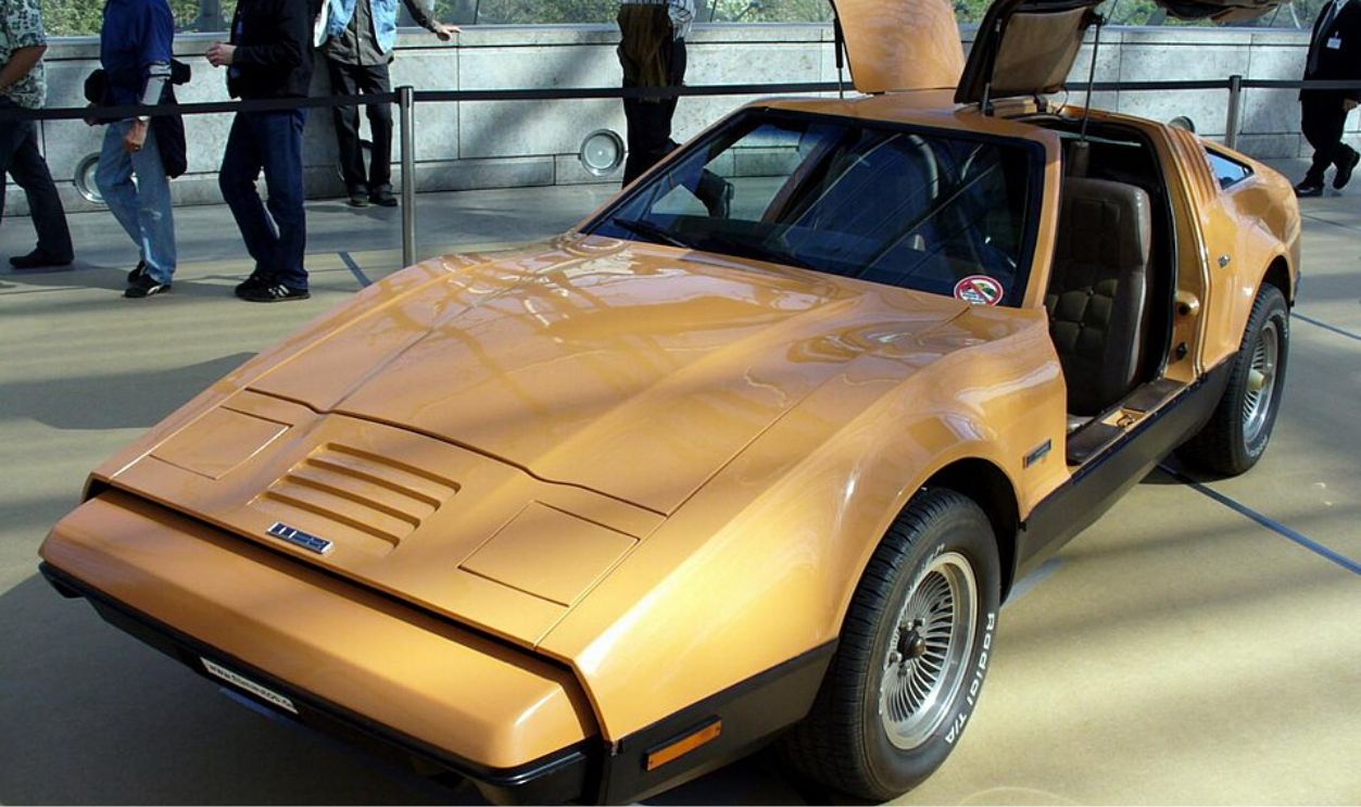 File:Bricklin SV-1 AMI.jpg