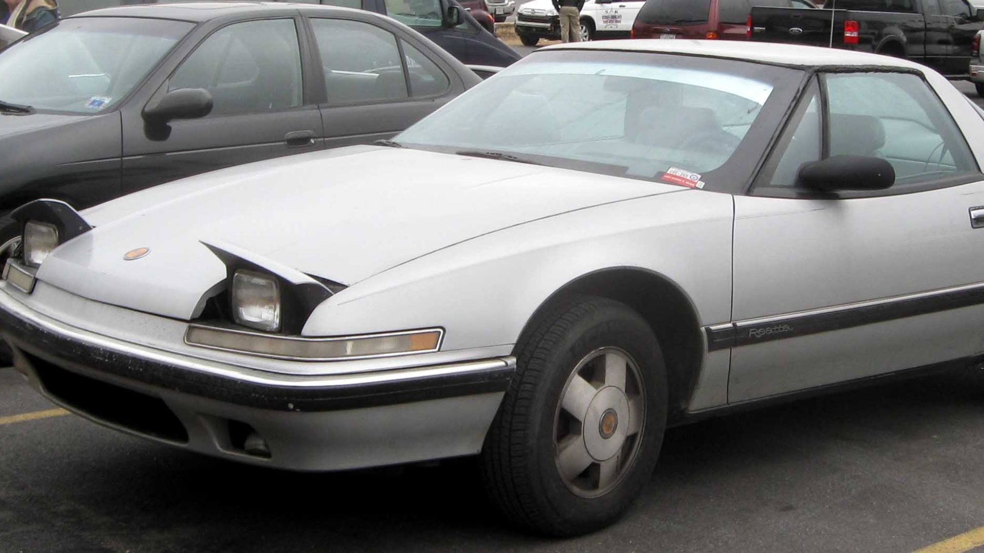 File:Buick Reatta coupe.jpg