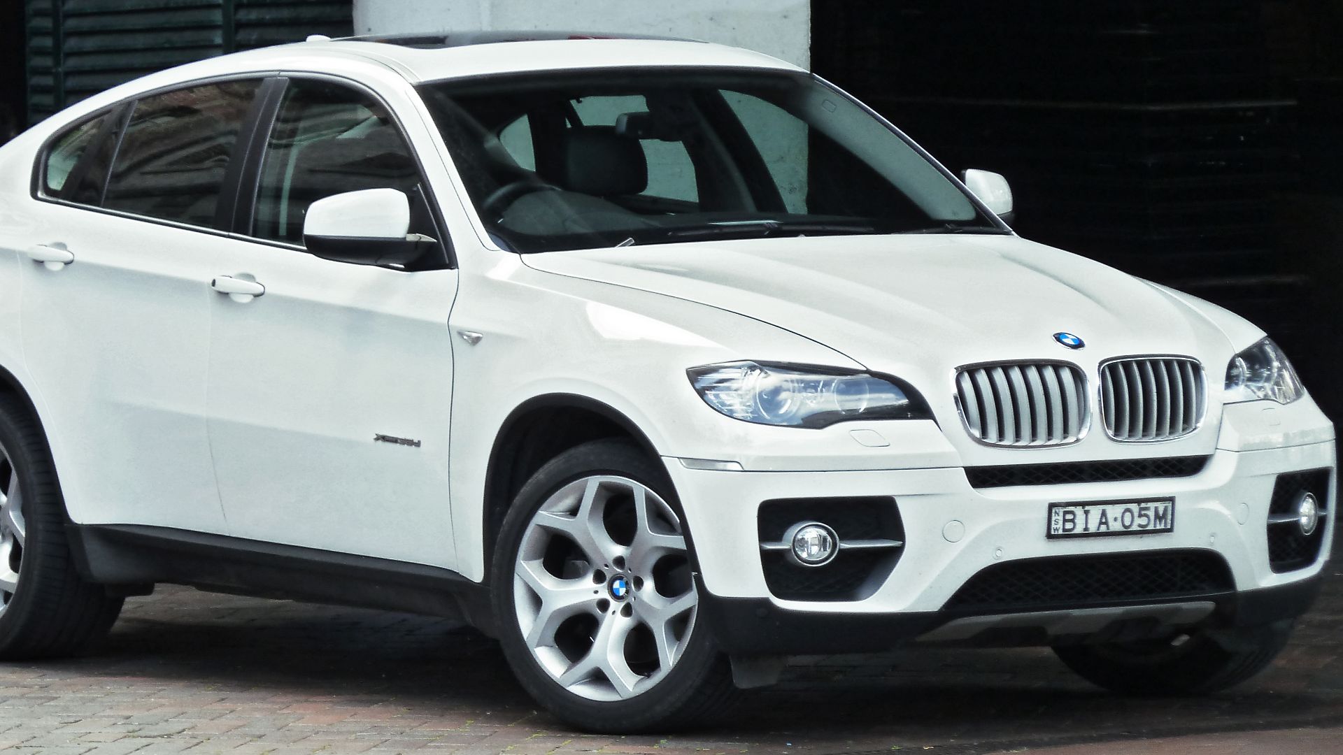 File:2008-2010 BMW X6 (E71) xDrive35d wagon (2011-11-04).jpg
