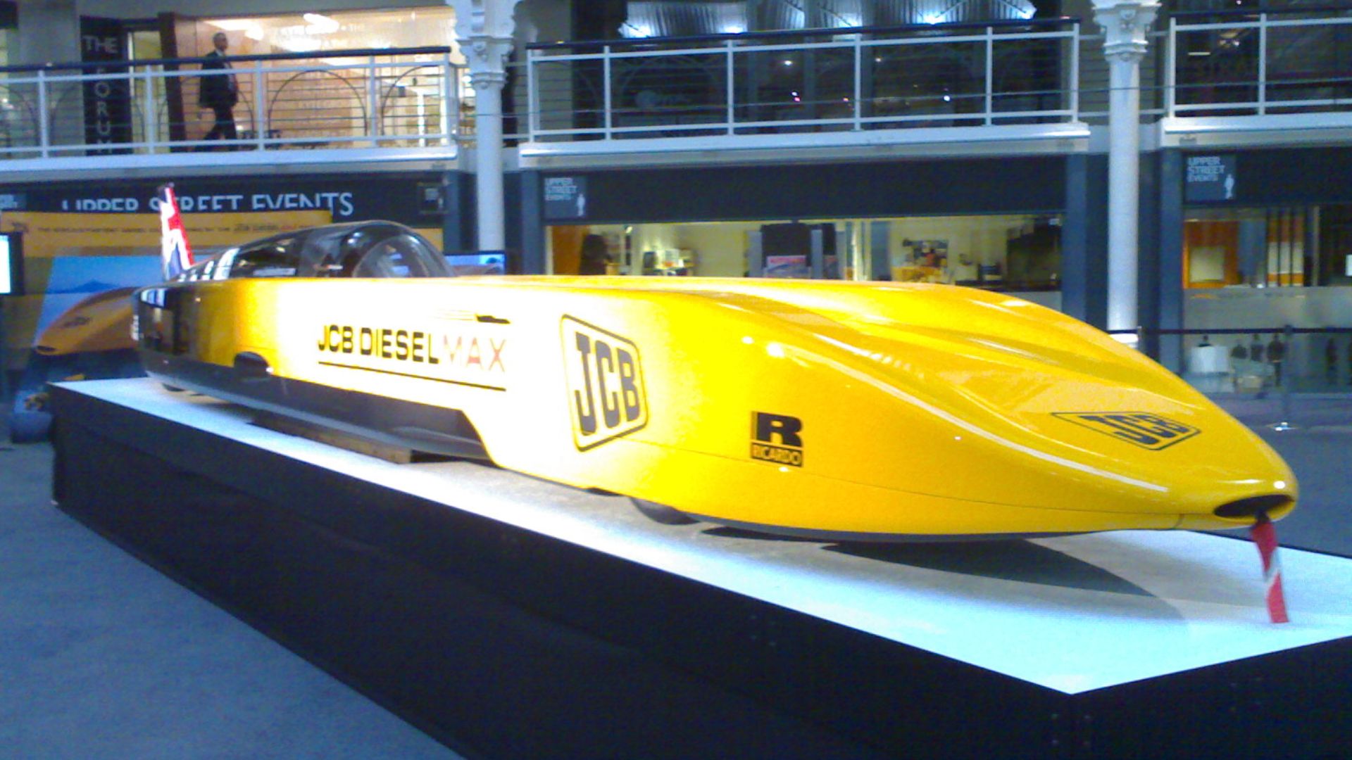 File:JCB Dieselmax.jpg