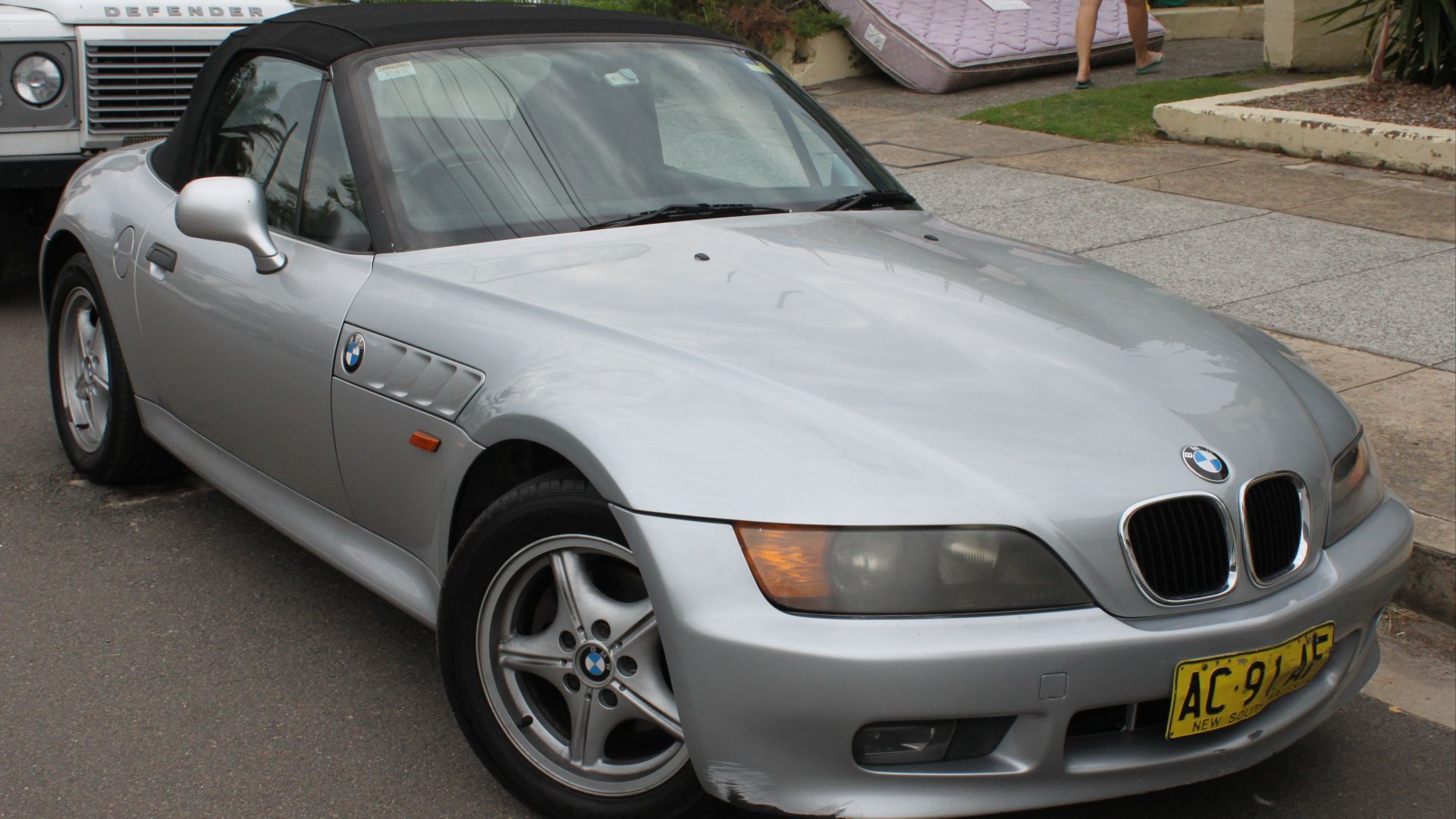 File:1997 BMW Z3 (E36-7) convertible (27020958151).jpg