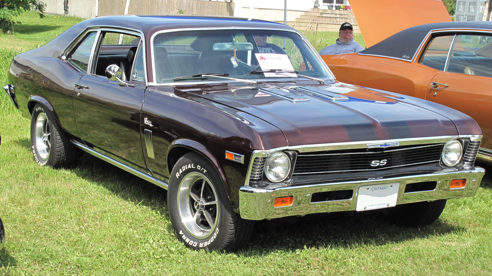 File:1969 Chevrolet Nova SS 396 in Burnished Brown Poly, Front Right, 06-11-2022.jpg