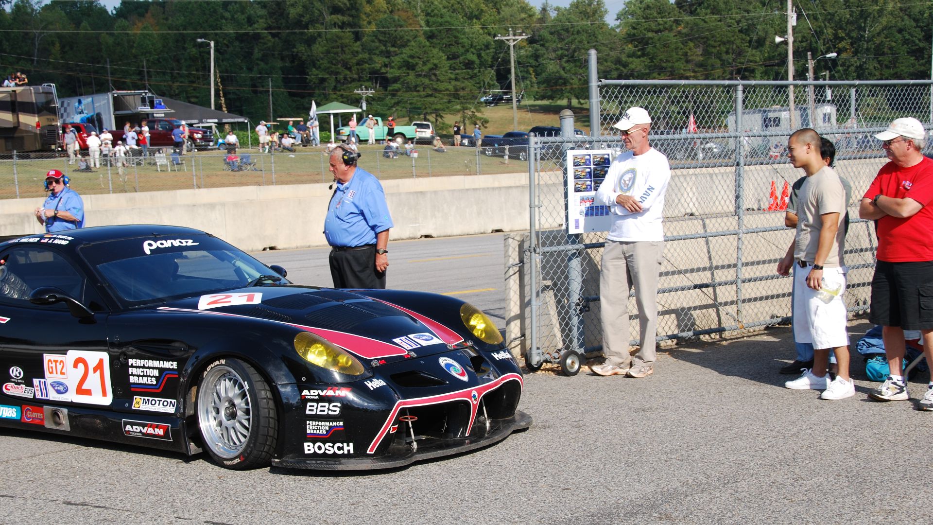 File:2008 Petit LeMans Day 3 Oct 3 (146) (2919795566).jpg