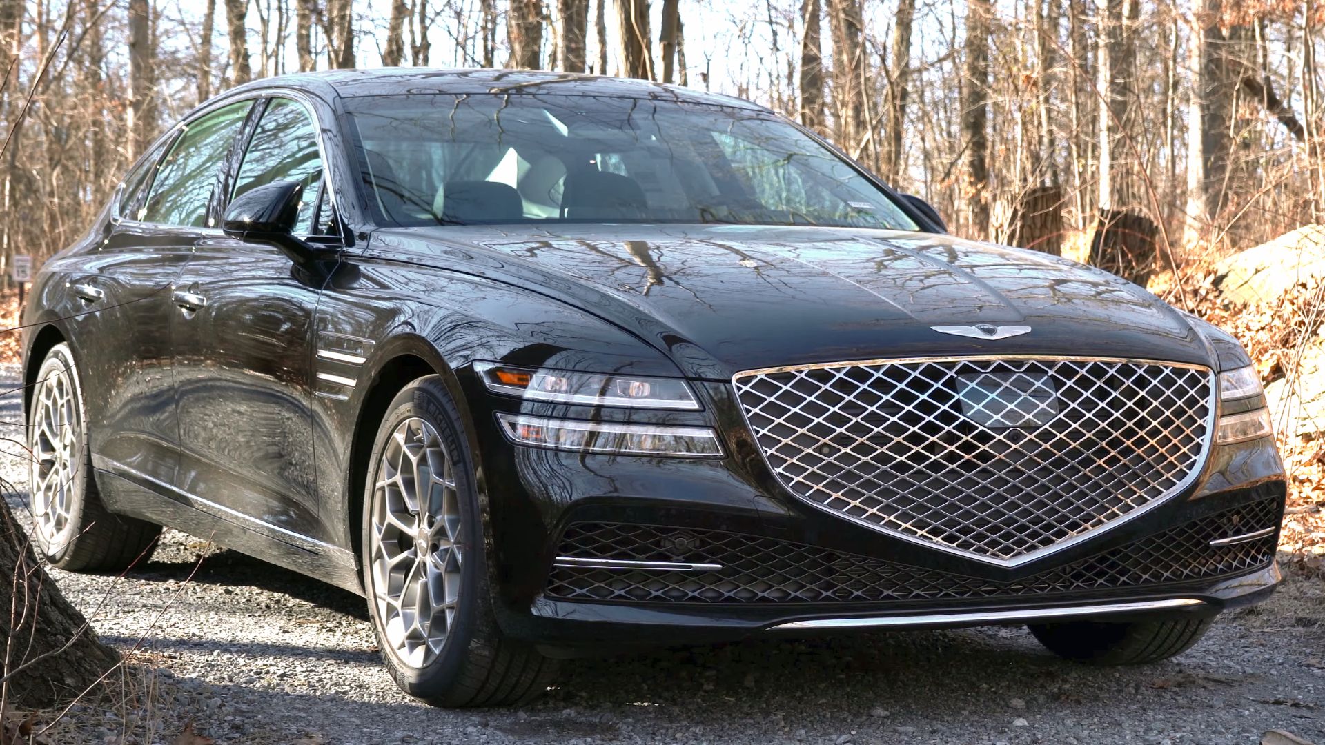File:2021 Genesis G80 (United States) front view 03.png