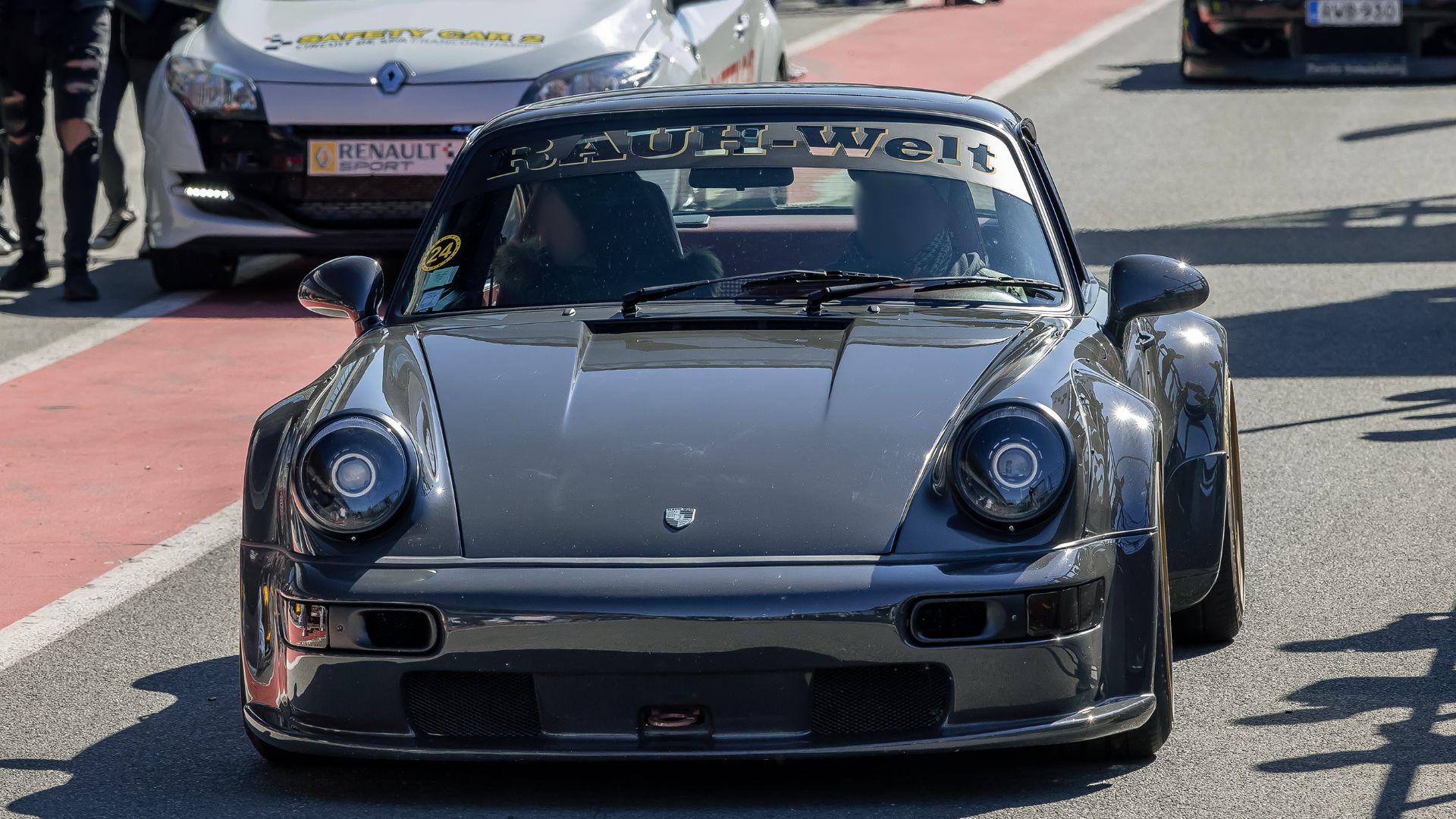 File:Porsche RWB 'Bourgogne' (51956498644).jpg