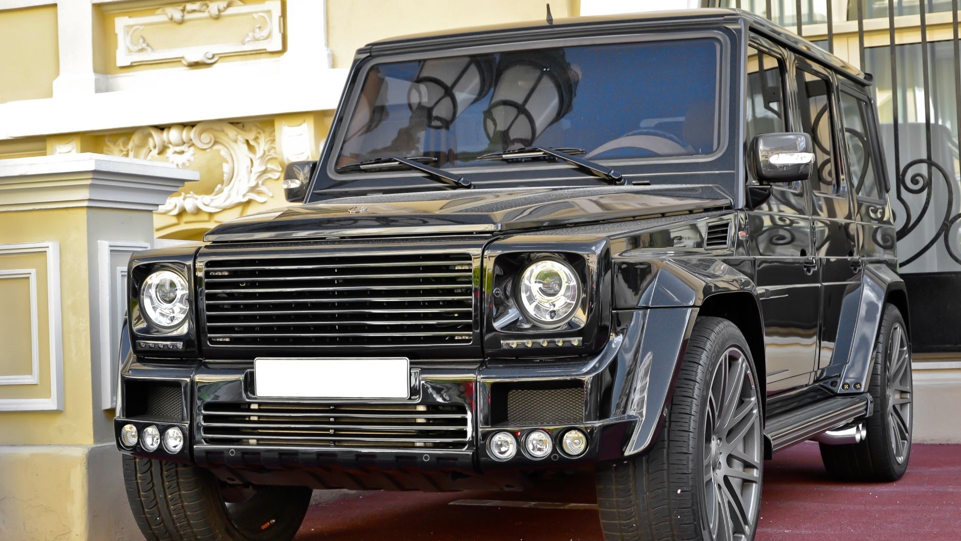 File:Black Brabus G V12 800 Widestar in Monaco (6995263610).jpg