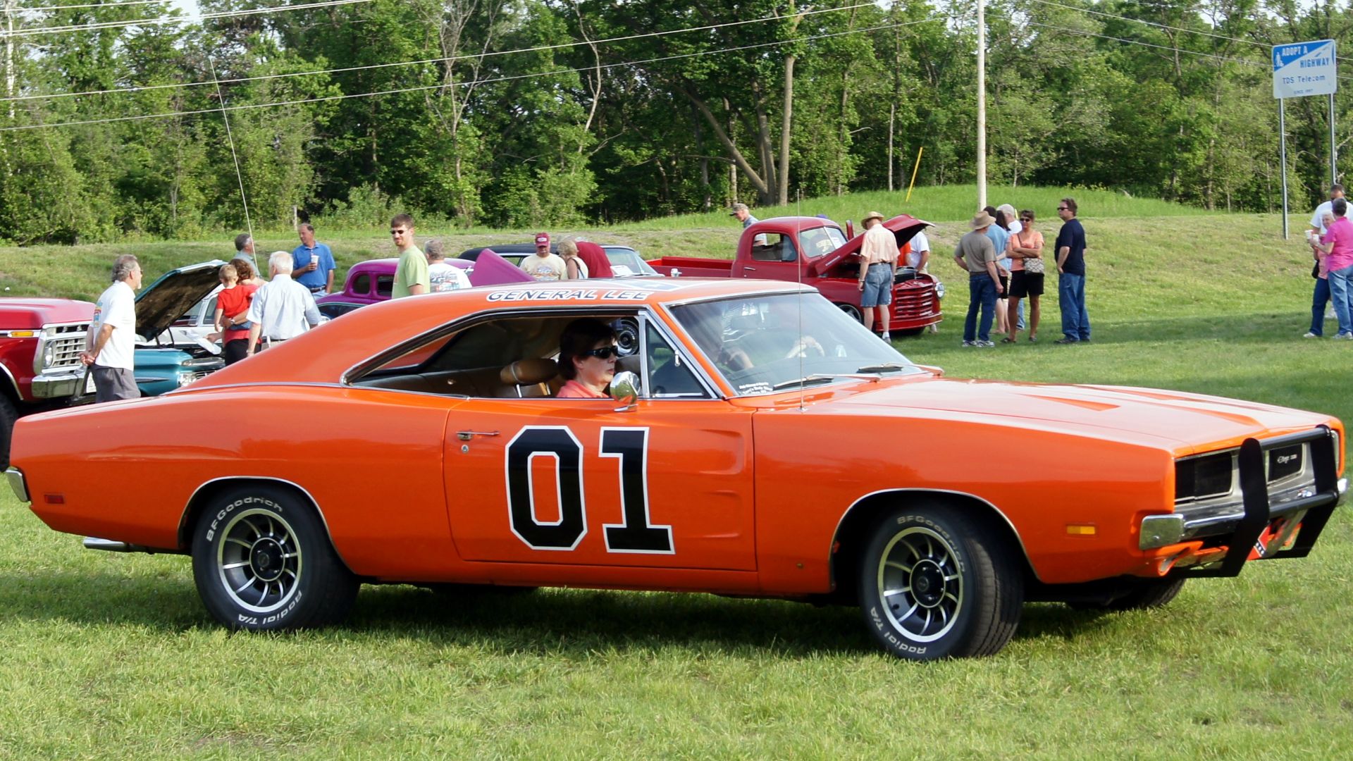 File:69 Dodge Charger (General Lee Clone) (9091230727).jpg