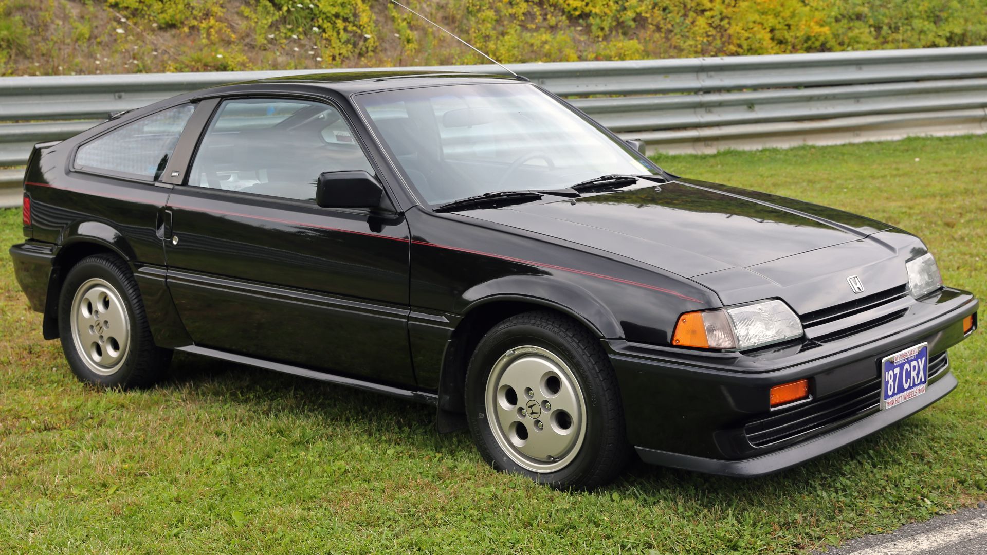File:1987 Honda CRX Si, front right (Lime Rock).jpg