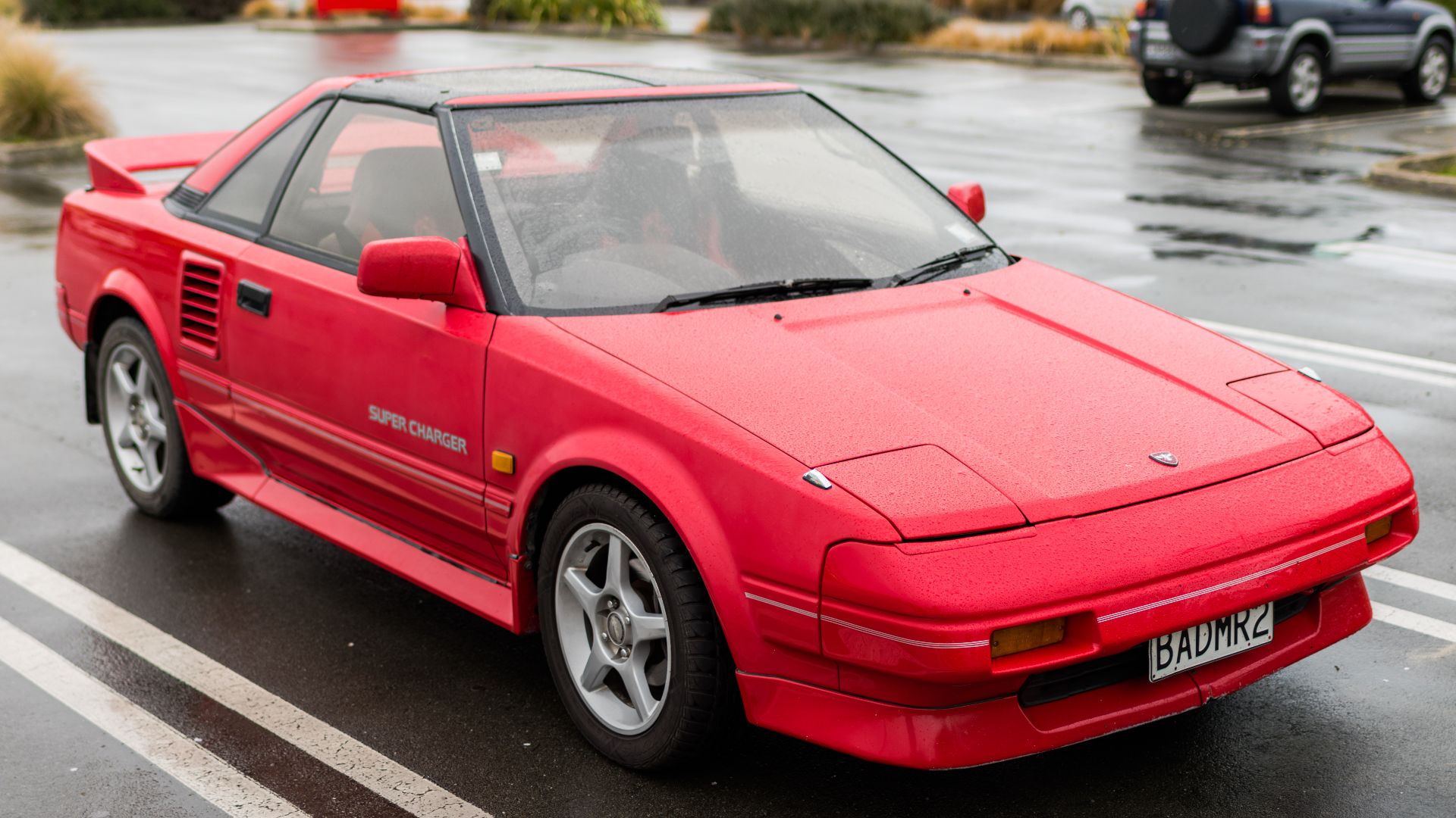 File:1987 Toyota MR2 AW11.jpg