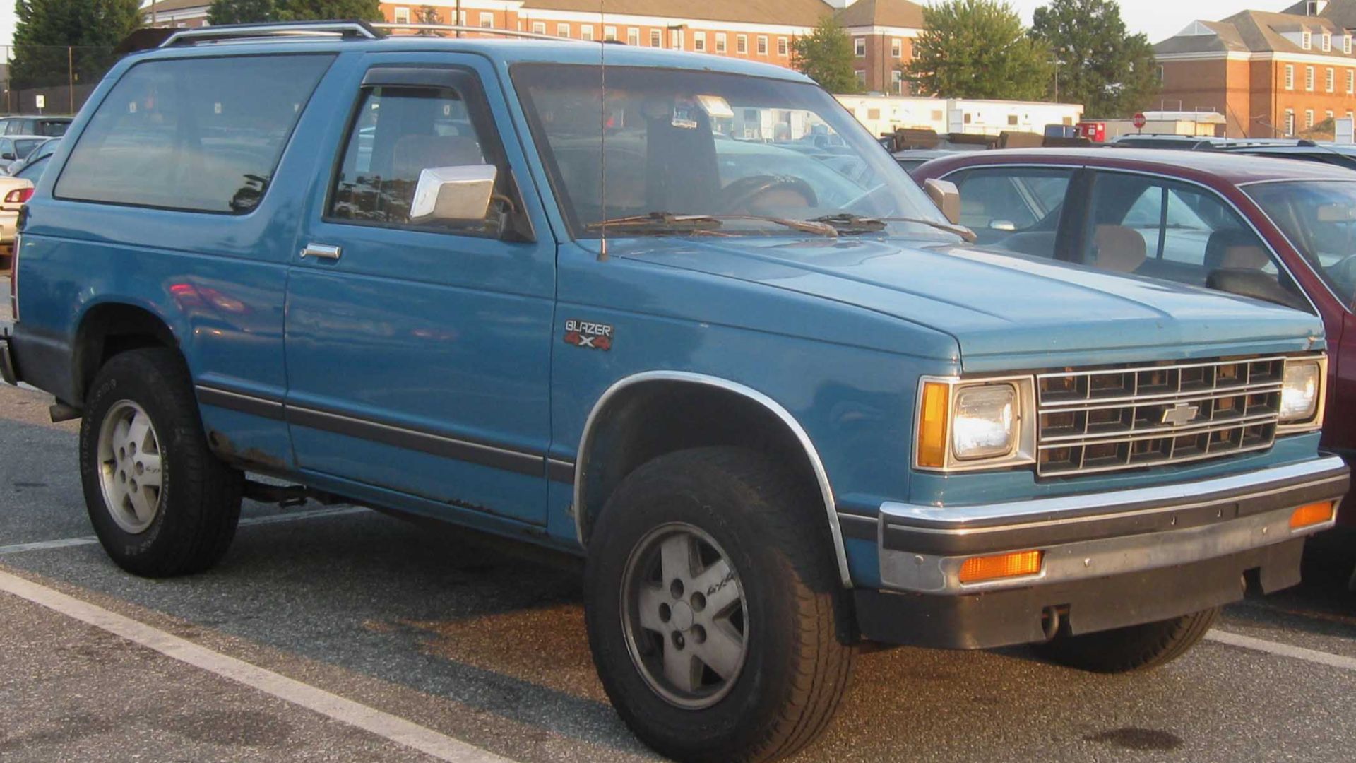 File:Chevrolet S-10 Blazer 2-door.jpg