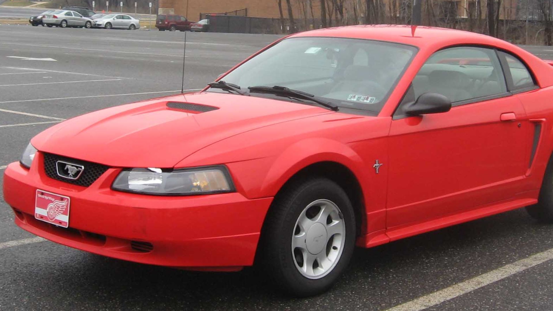 File:1999-04 Ford Mustang coupe.jpg