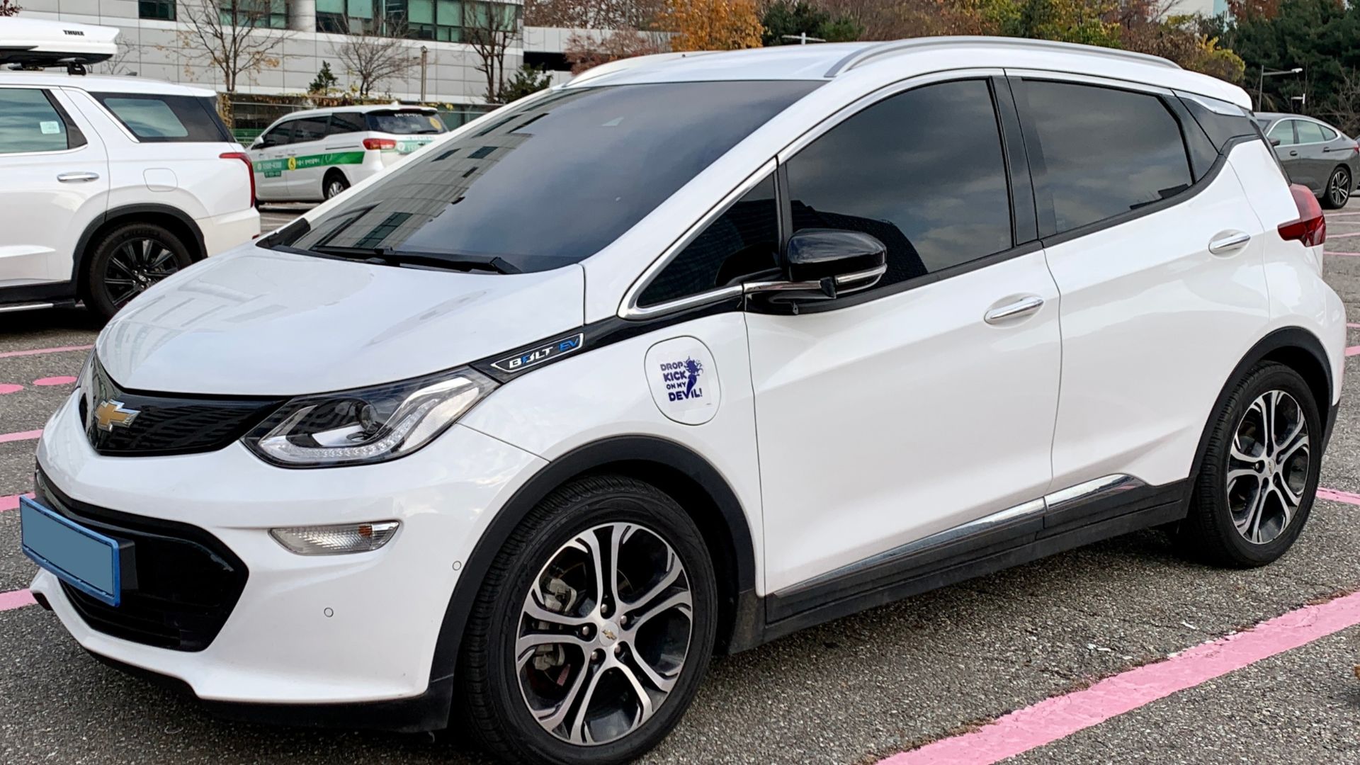 File:0 Chevrolet Bolt EV 0.jpg