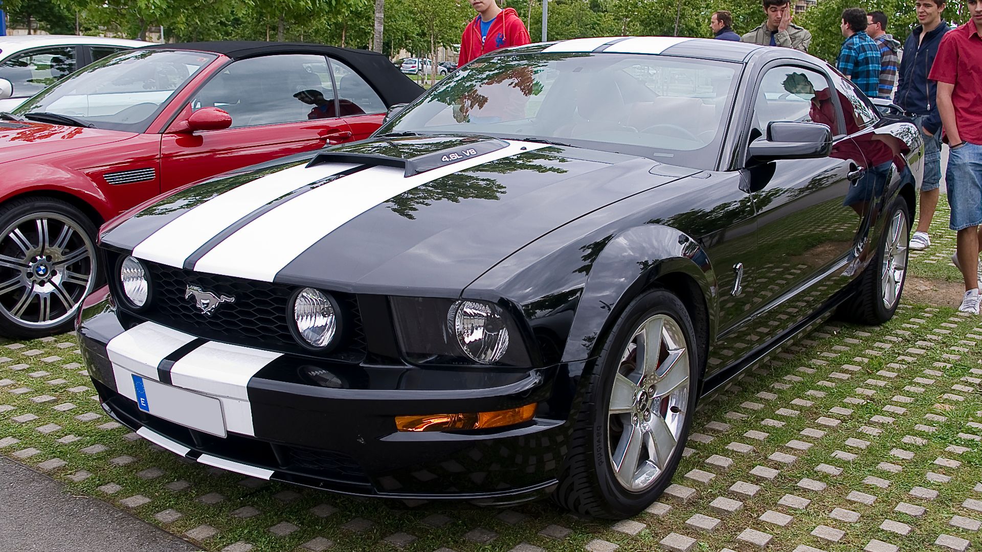 File:2006 Ford Mustang GT (6235152654).jpg