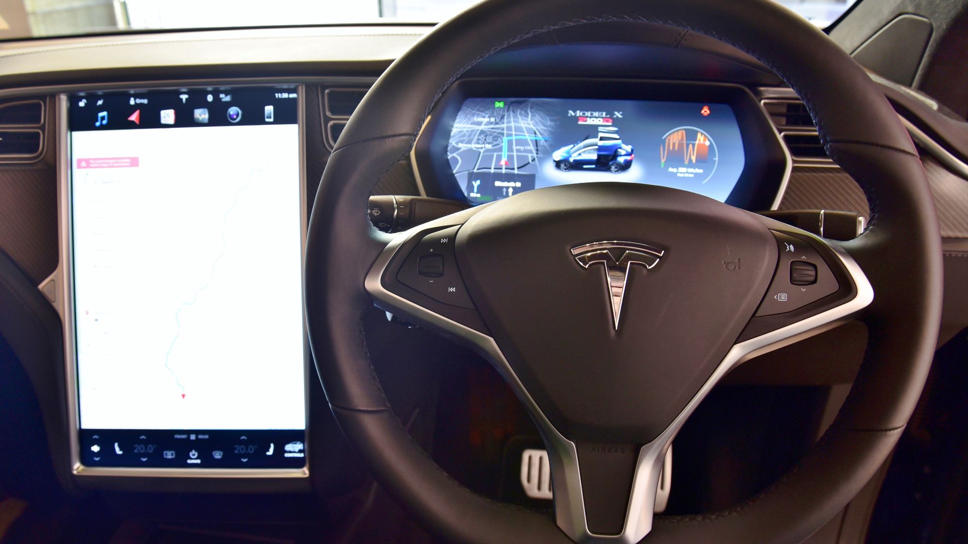 File:Tesla Model X interior, Sydney-Martin Place, 2018 (01).jpg