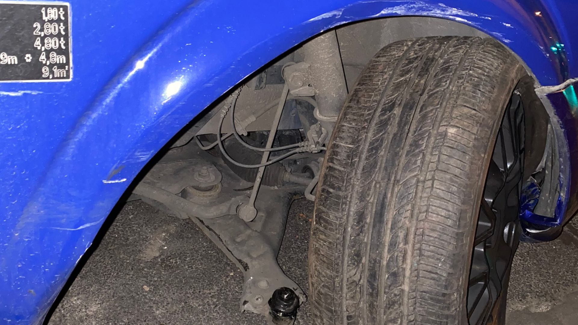 File:Car, Front tire, Failed Ball Joint.jpg