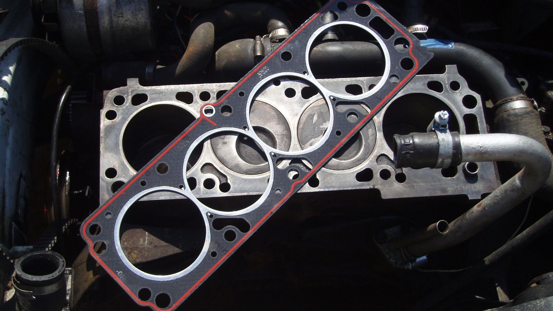 File:Head gasket on block.jpg