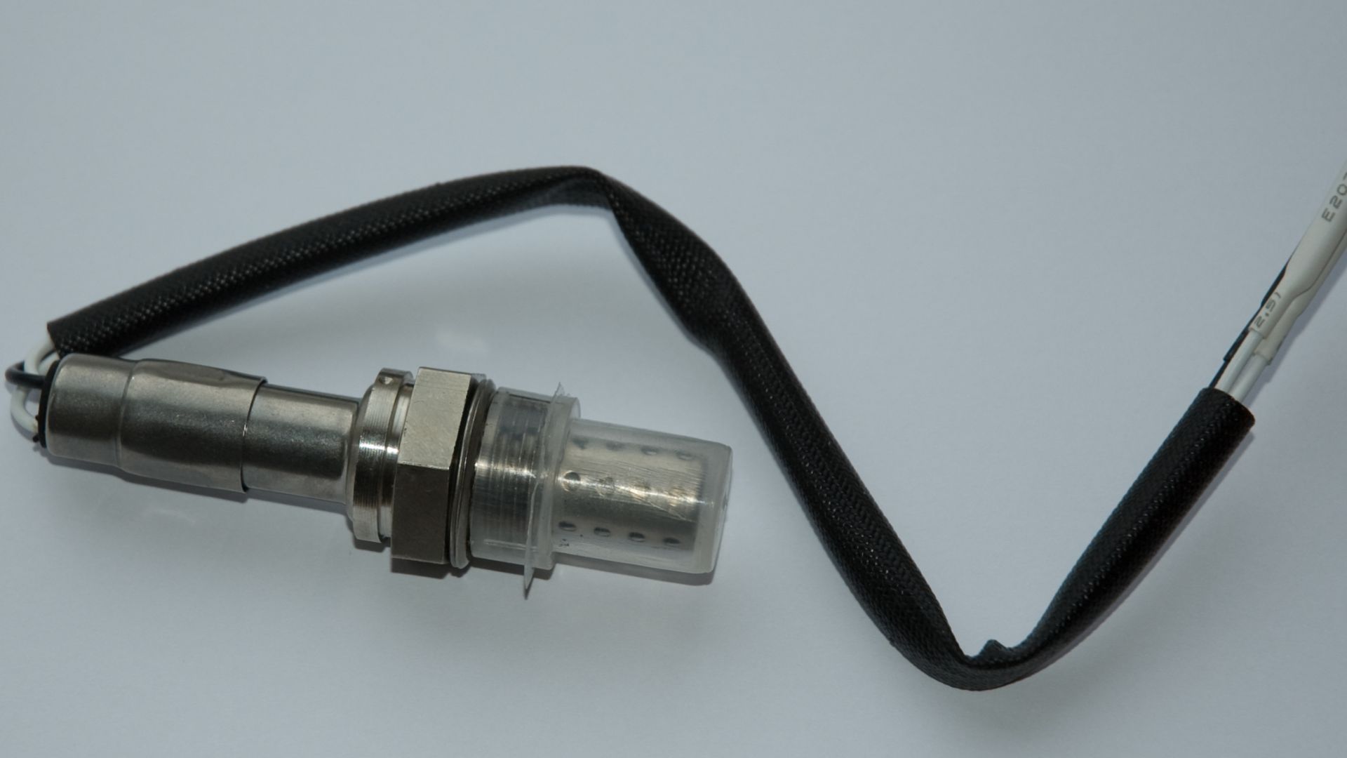 File:Lambda sond till volvo240 etc.jpg