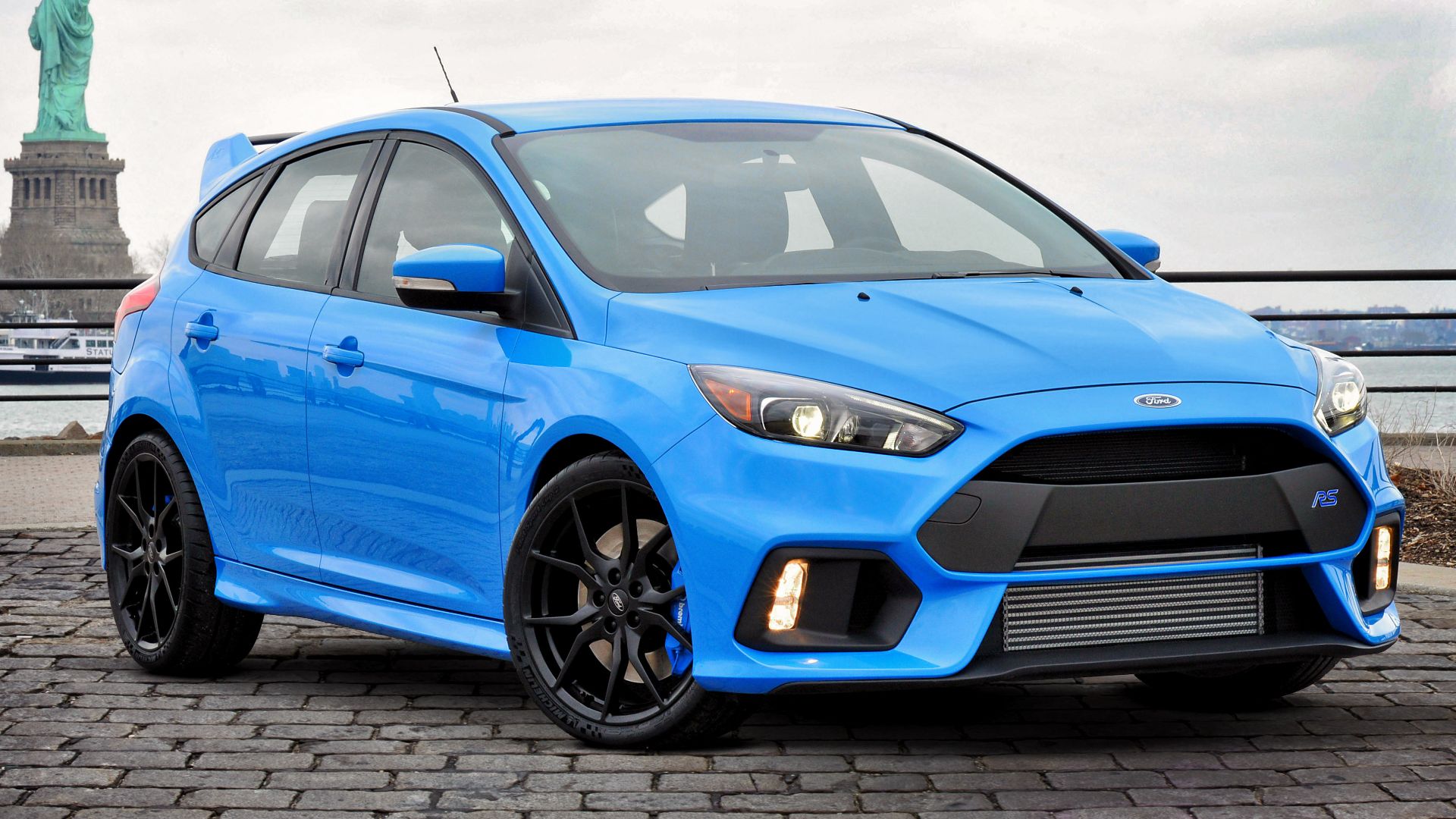 File:Ford Focus RS Mk III 2015-03-27 002.jpg
