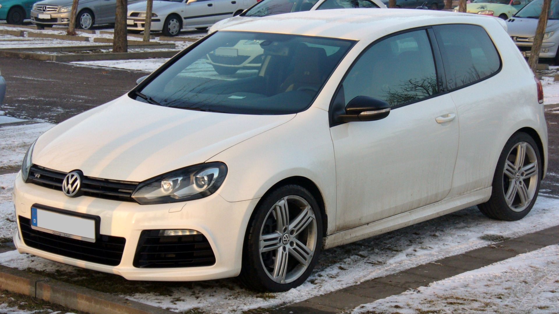 File:VW Golf VI R Candyweiß.JPG
