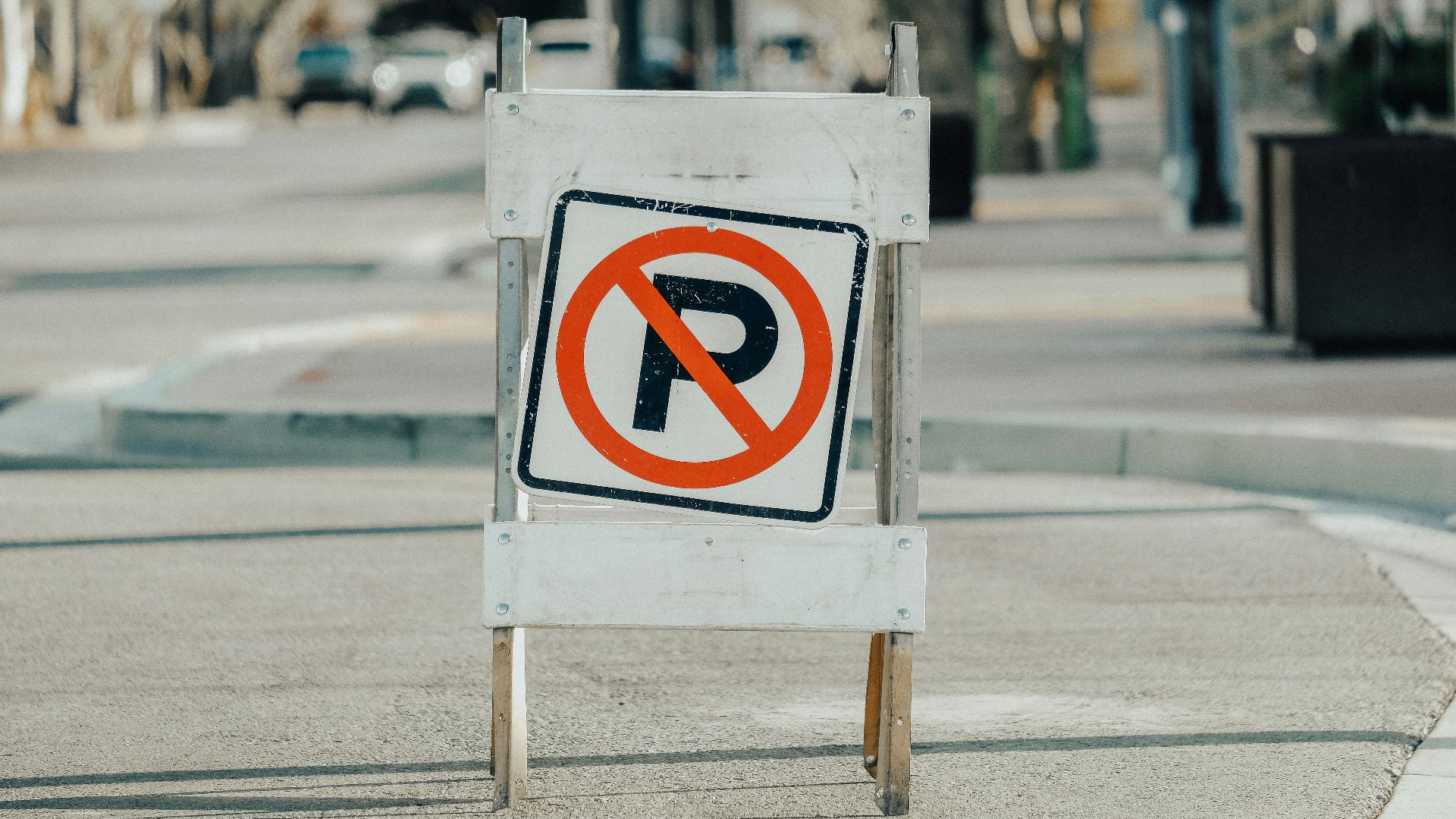 white and red no smoking sign