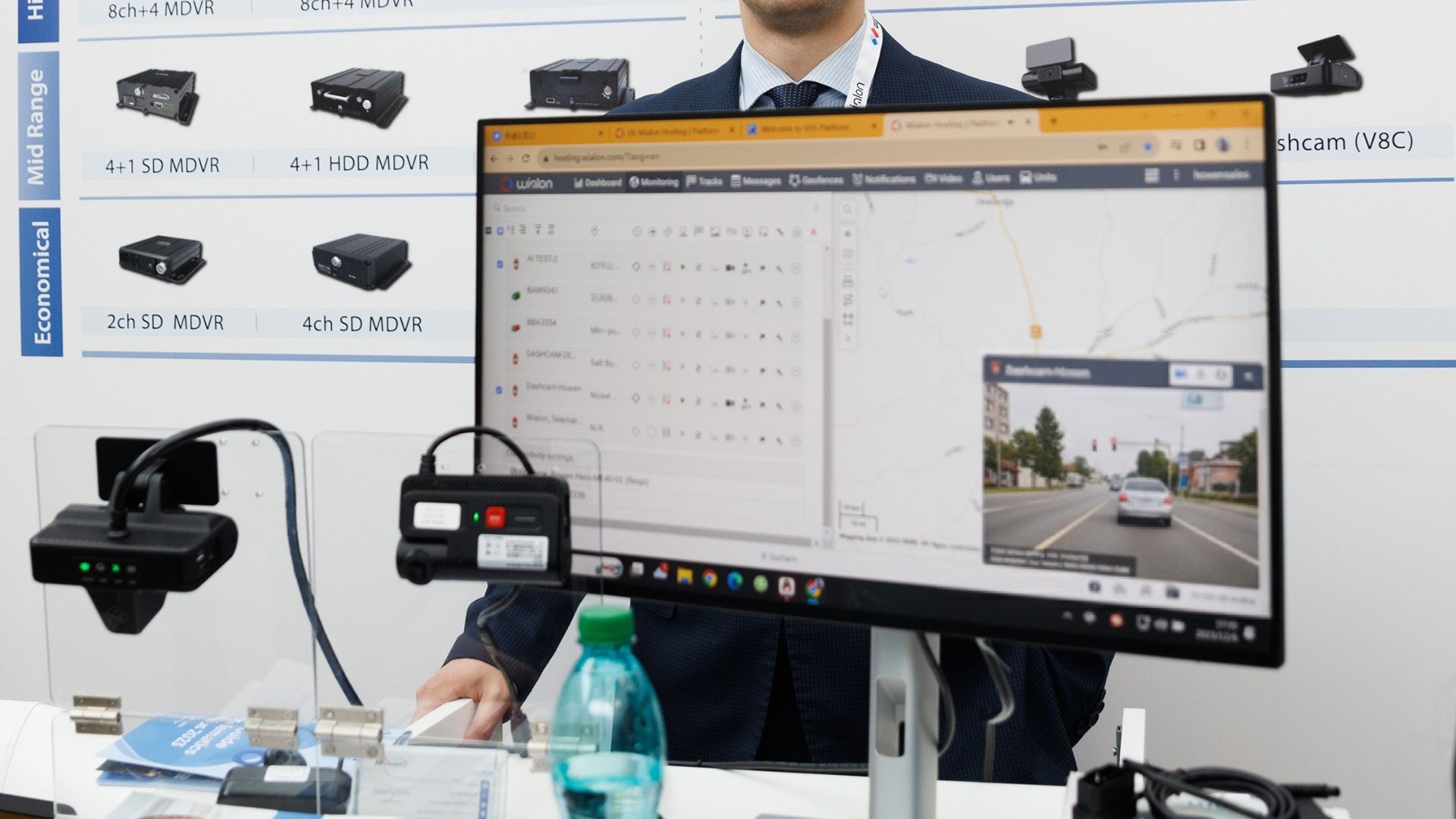 File:Video telematics device and fleet management software with video functionality.jpg