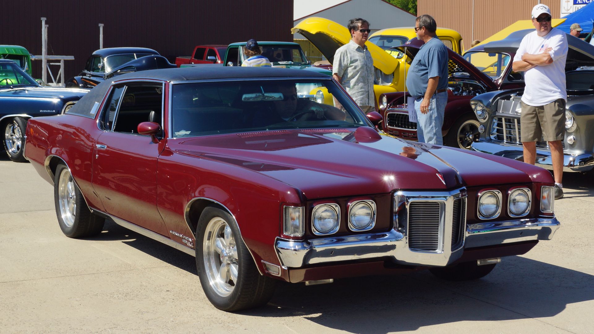 File:1969 Pontiac Grand Prix SJ; Annandale, MN (43237184512).jpg