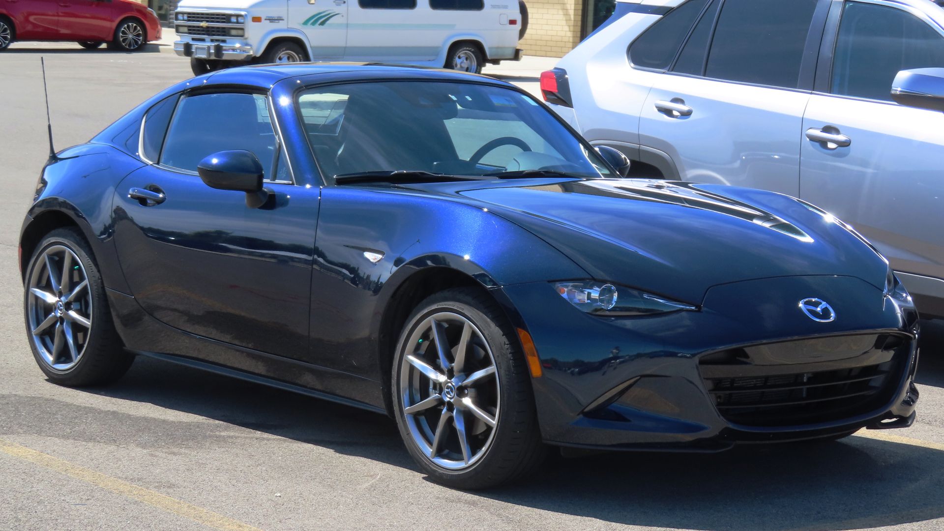 File:2021 Mazda MX-5 Miata RF Grand Touring, front right, 06-15-2024.jpg
