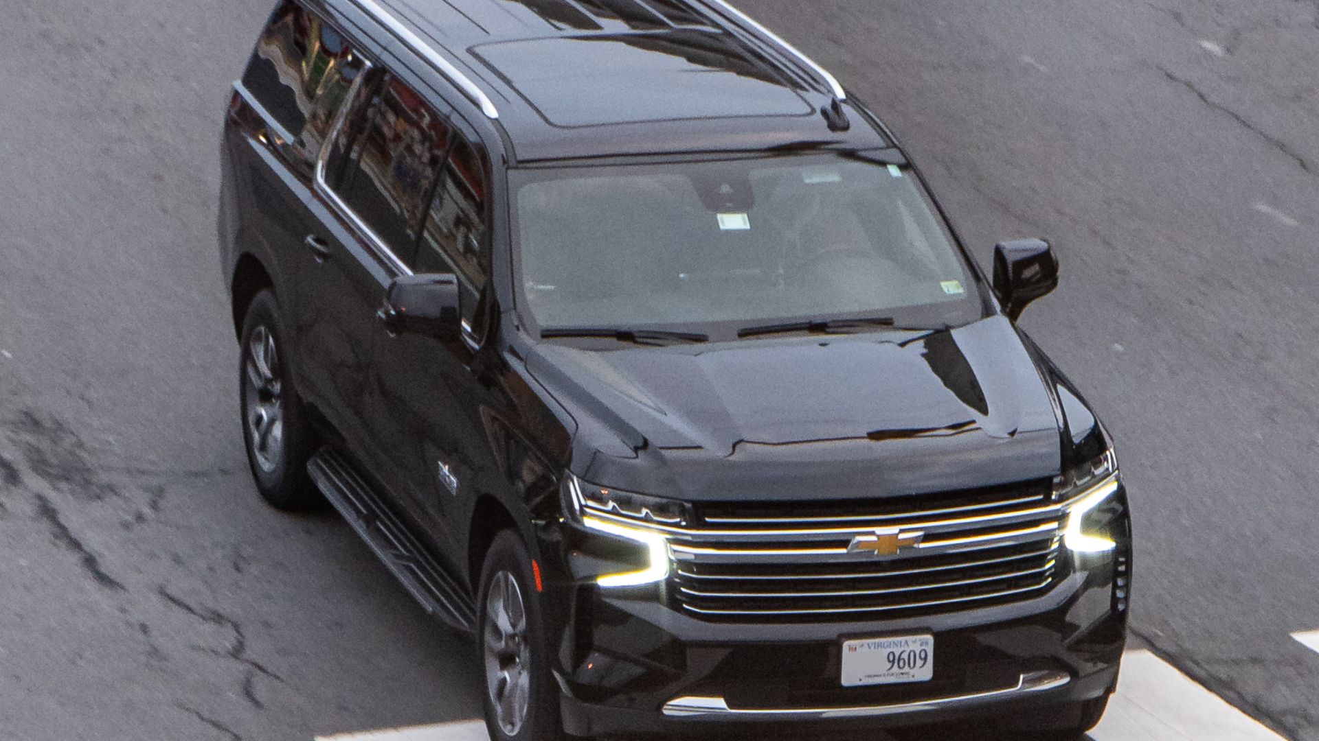 File:Chevrolet Suburban (GMTT1XX) Washington DC Metro Area, USA (1).jpg