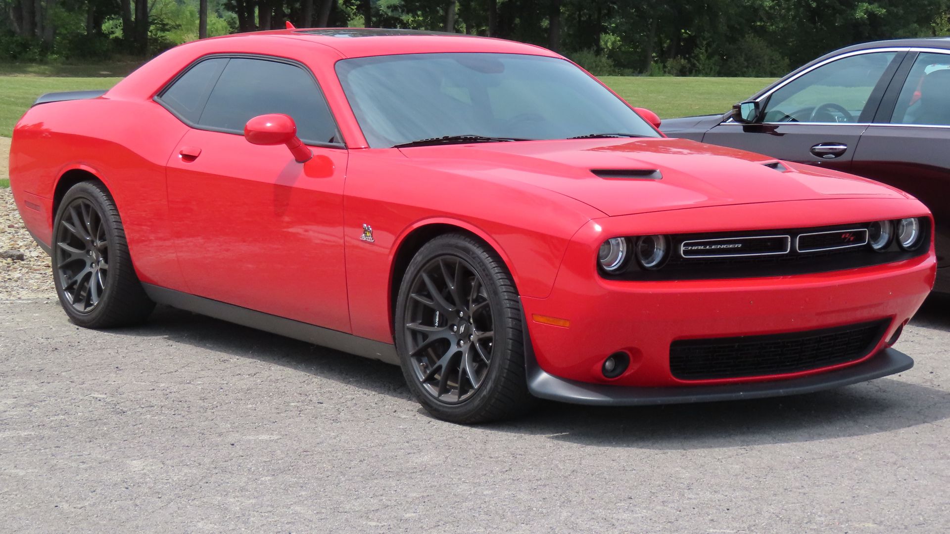 File:2017 Dodge Challenger R T Scat Pack, front right, 07-21-2024.jpg