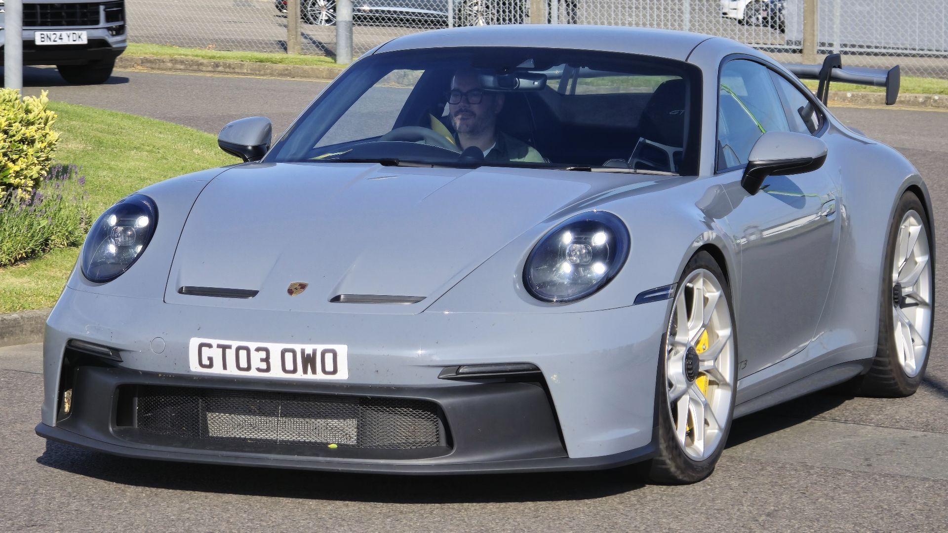 File:2024 Porsche 911 GT3 SCD 24.jpg